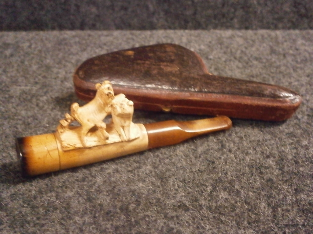Meerschaum Cheroot Holder With 2 Dogs