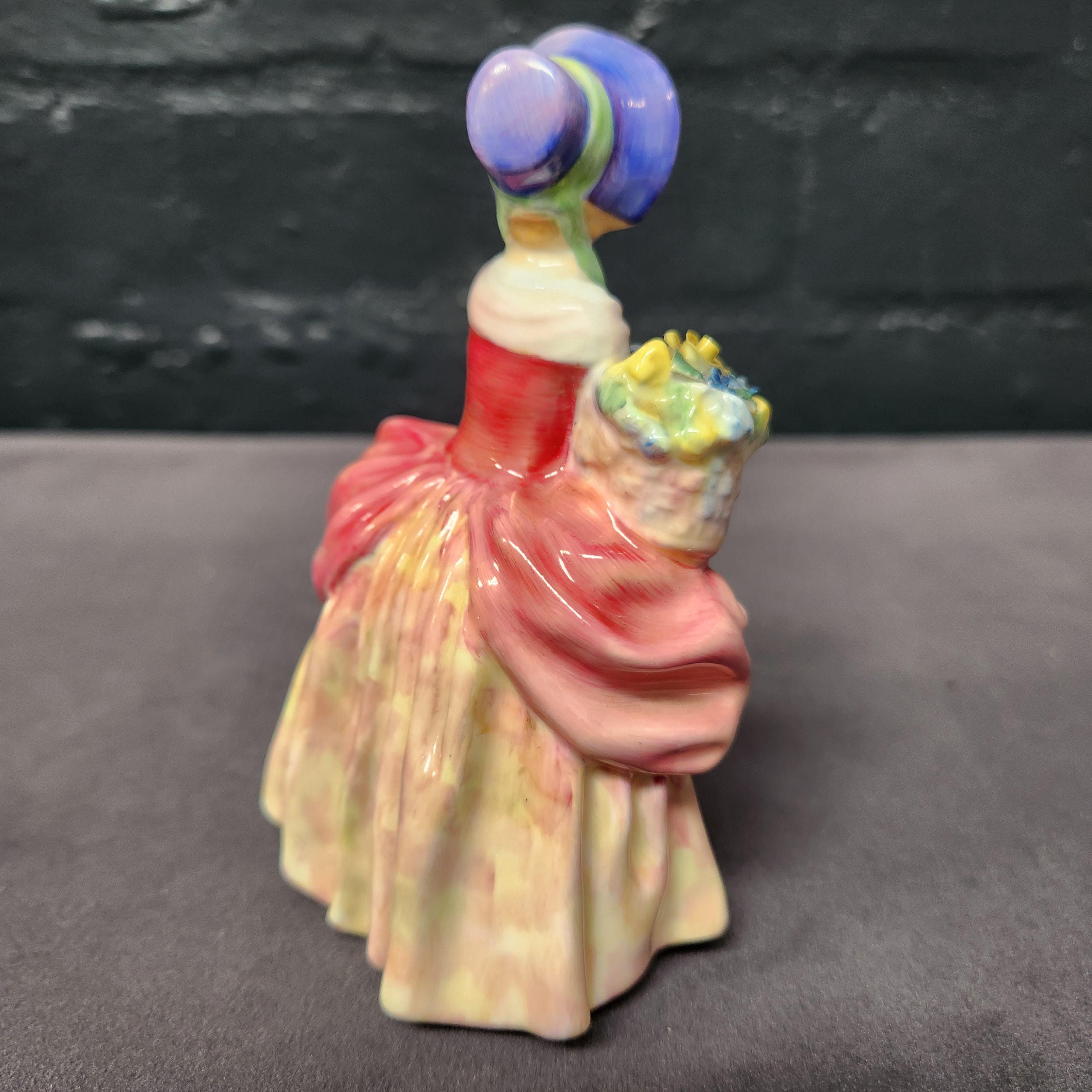 Royal Doulton Cissie HN1809