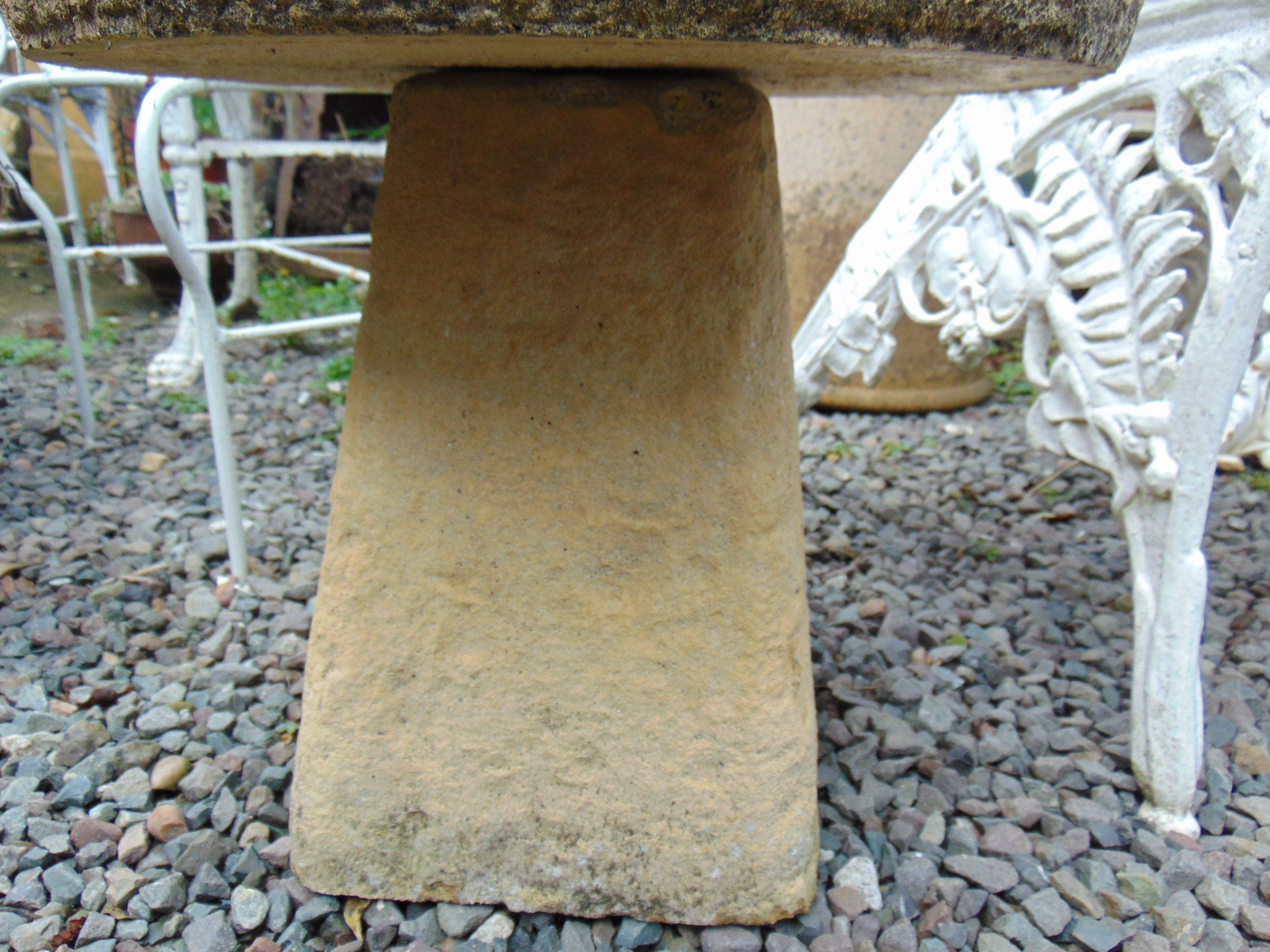 Weathered Reconstituted Stone, Staddle Stone, Mushroom Water Feature Fountain