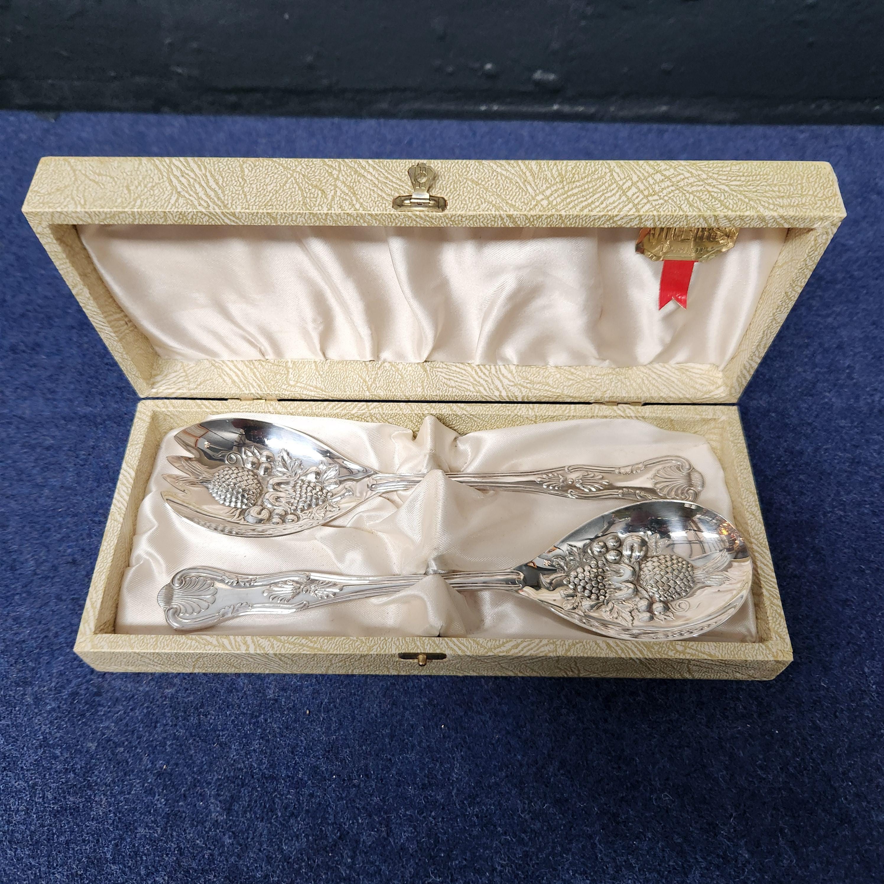 Viners Cased Silver Plated Salad Servers