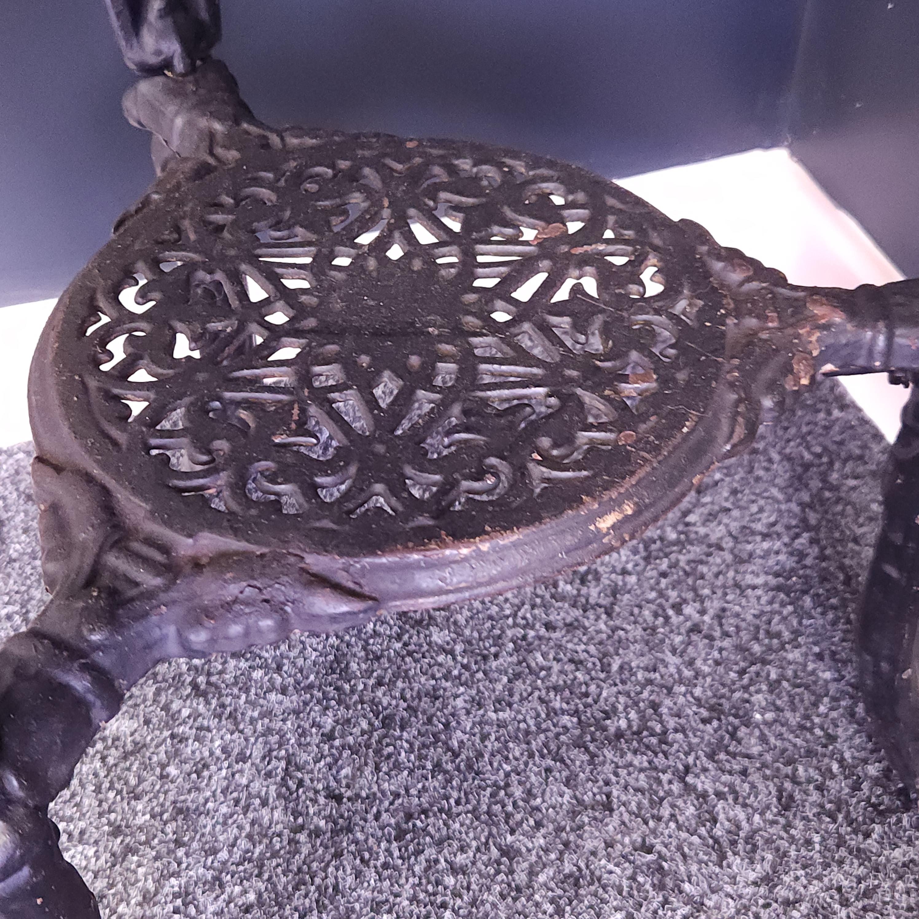 Victorian Cast Iron Britannia Pub Table with Mahogany Top