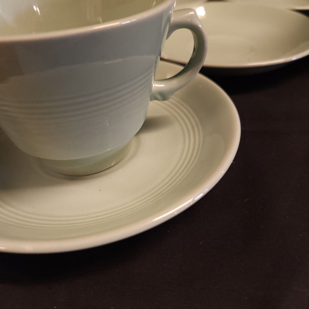 Woods Beryl Ware Cups & Saucers x 6