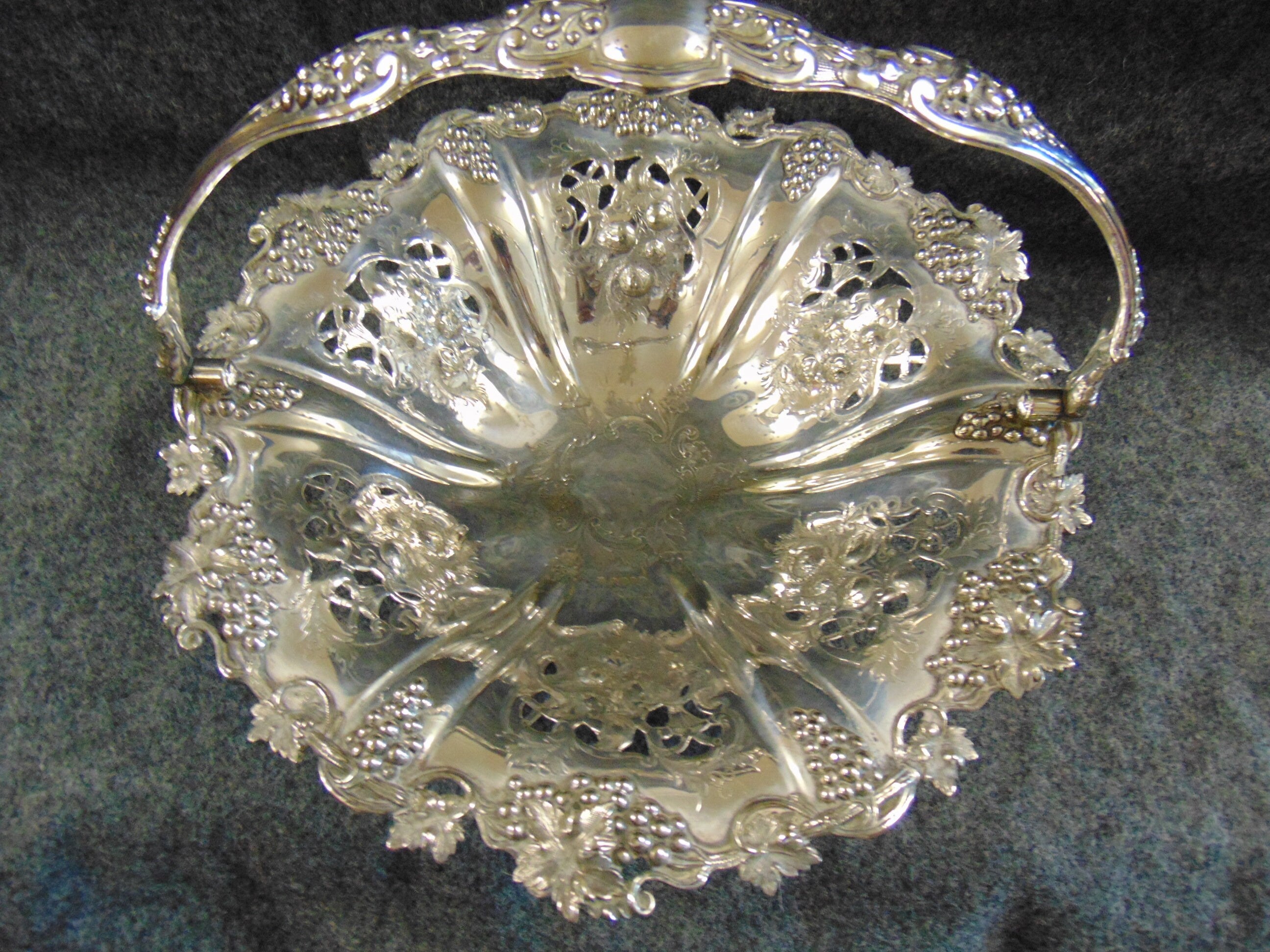 Silver Plate Bread / Fruit Basket