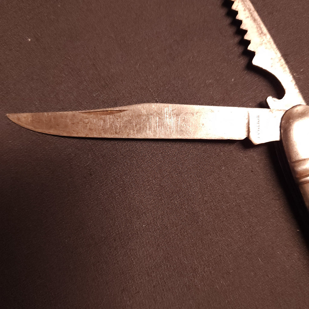 Vintage Continental Fisher Pocket Penknife