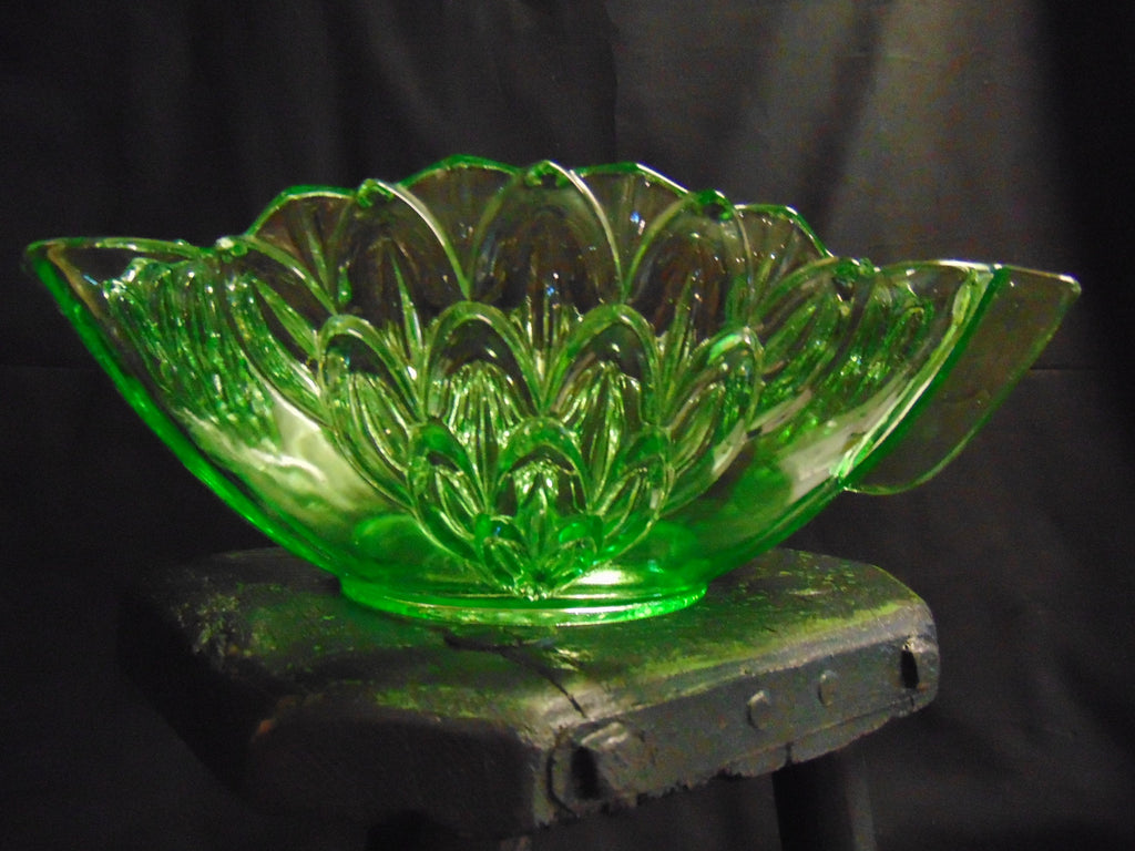 Art Deco Czechoslovakian Uranium Glass Fruit Bowl