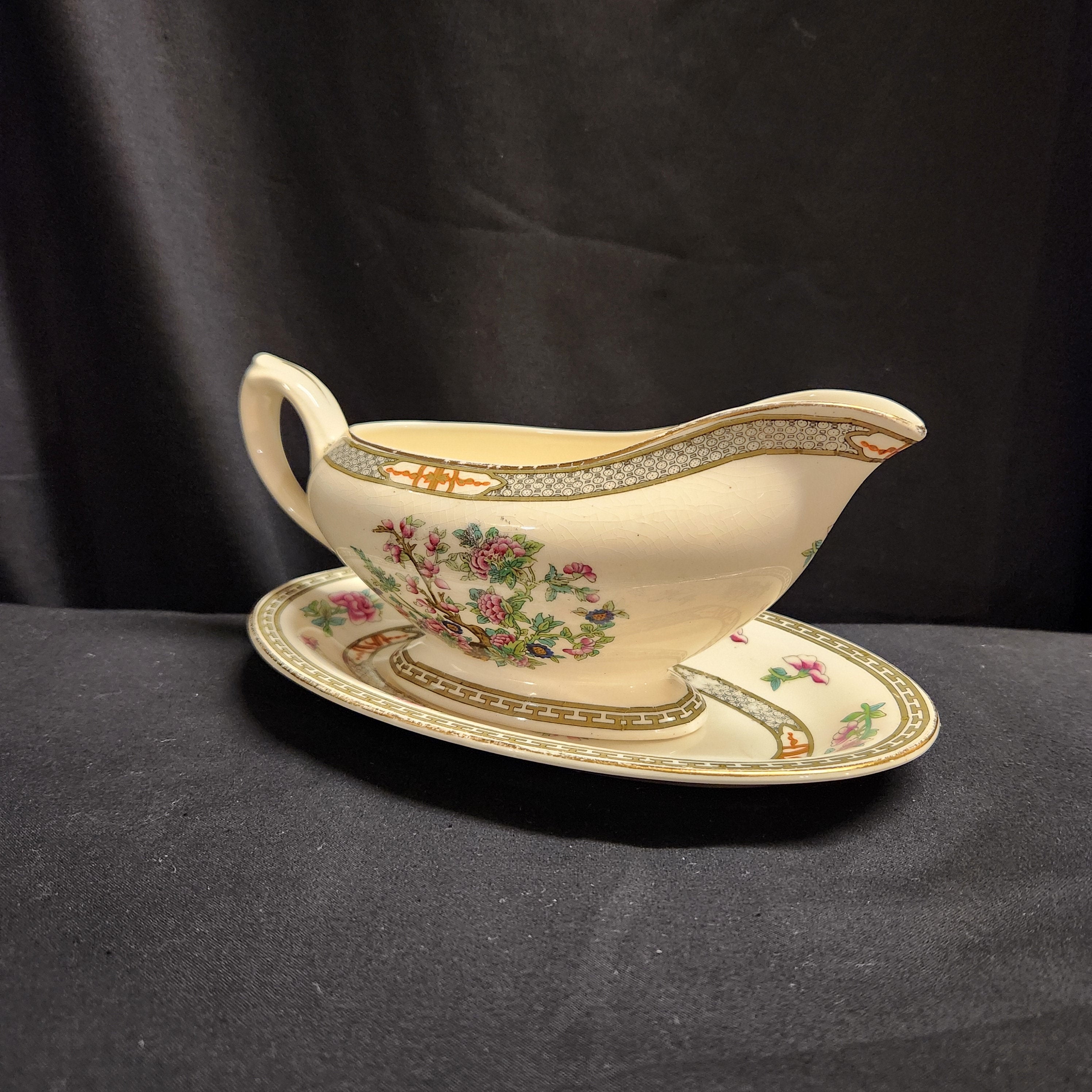 Indian Tree Gravy Boat and Saucer by Crown Ducal