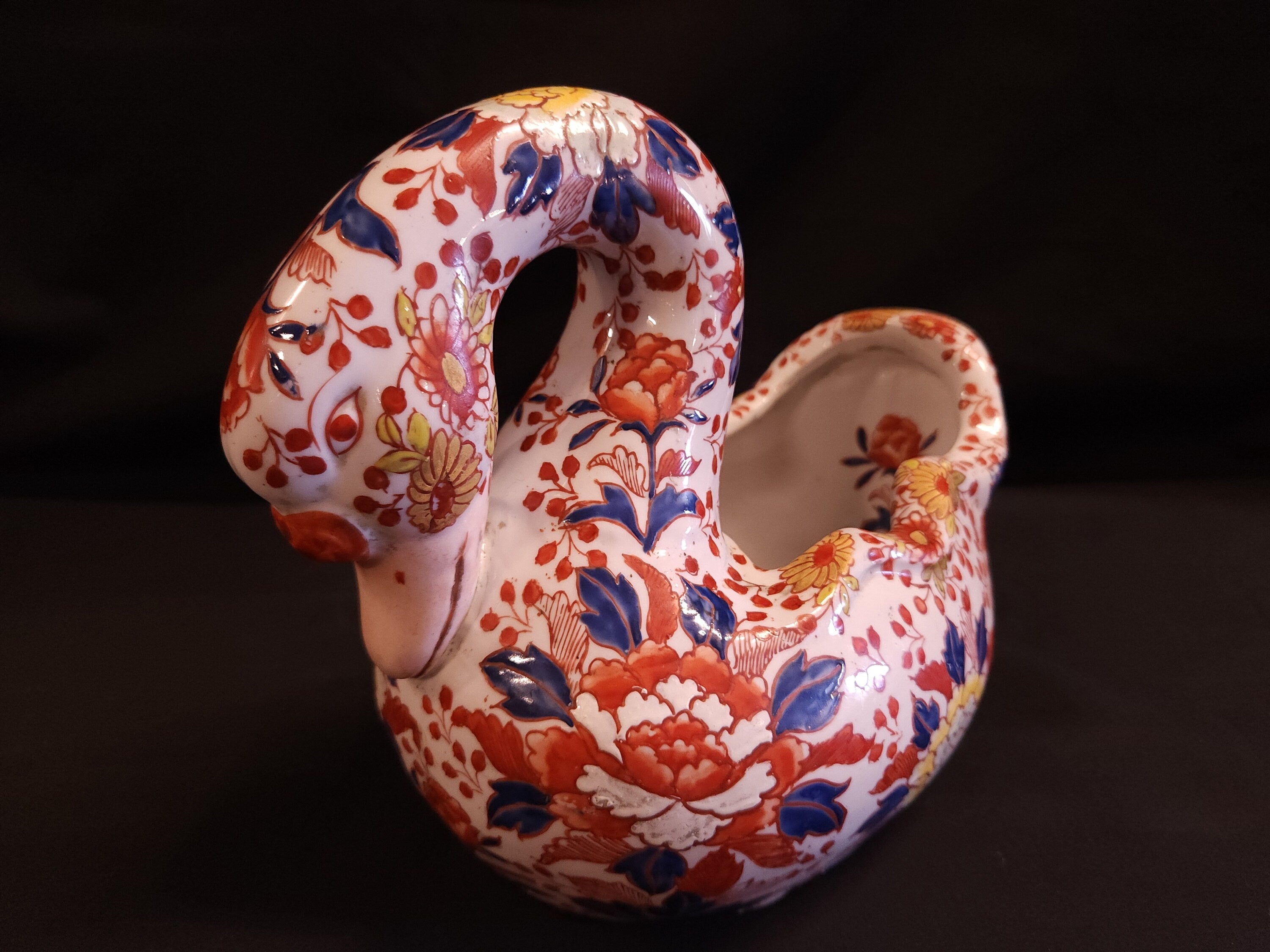 Chinese Imari Handpainted Swan