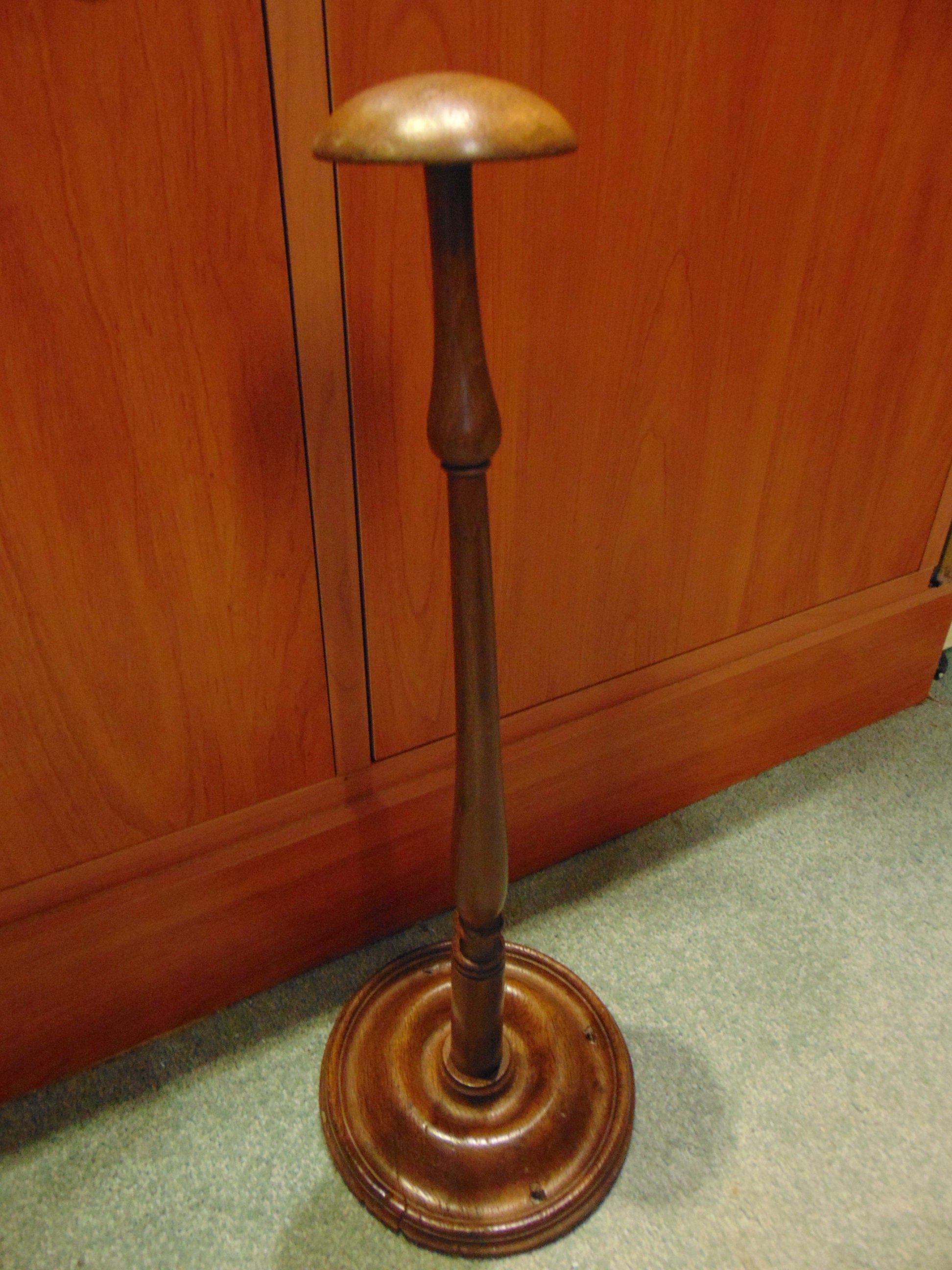 Early 19thC Gentleman's Tall Wig Stand