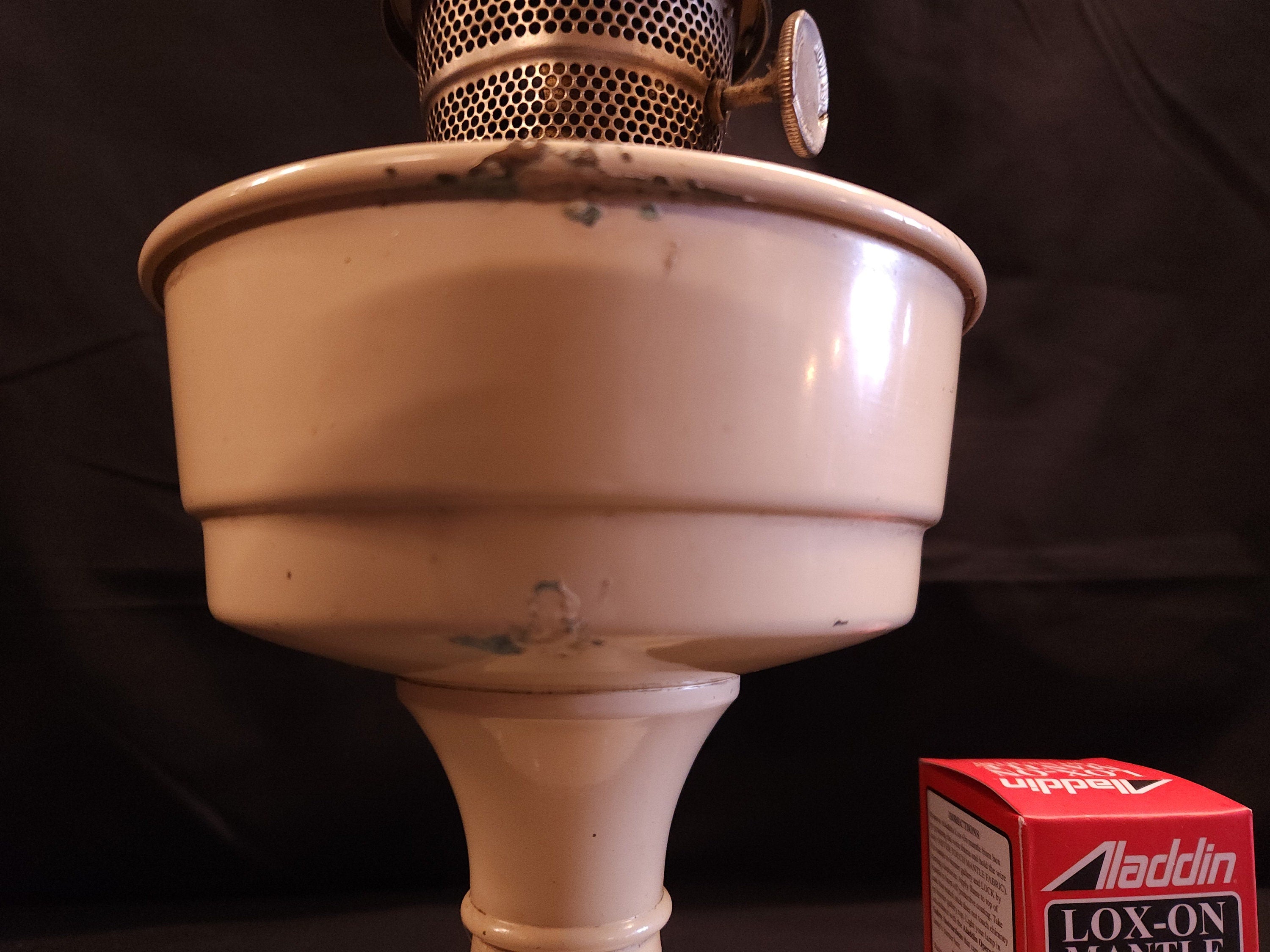 Vintage Aladdin Oil Lamp