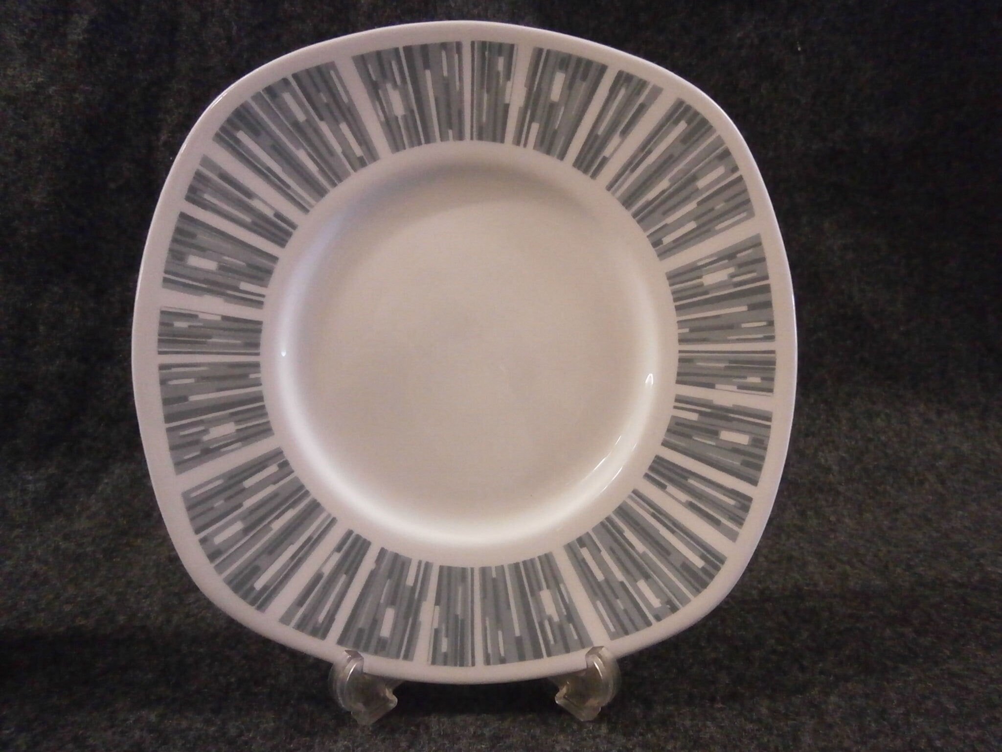 Tuscan 'Manhattan' Cake/Sandwich PLate