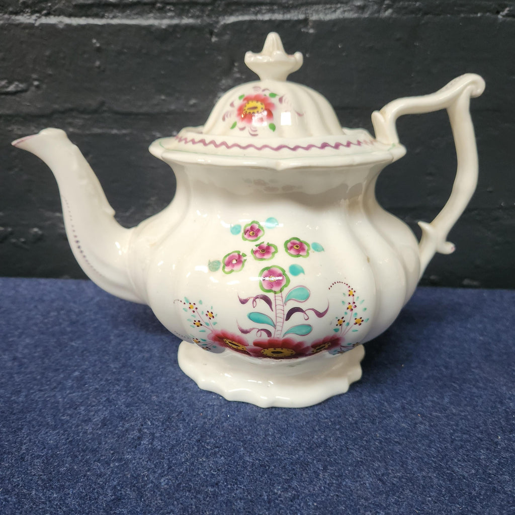 18thC Soft Paste Porcelain Tea Set - Possibly Newhall