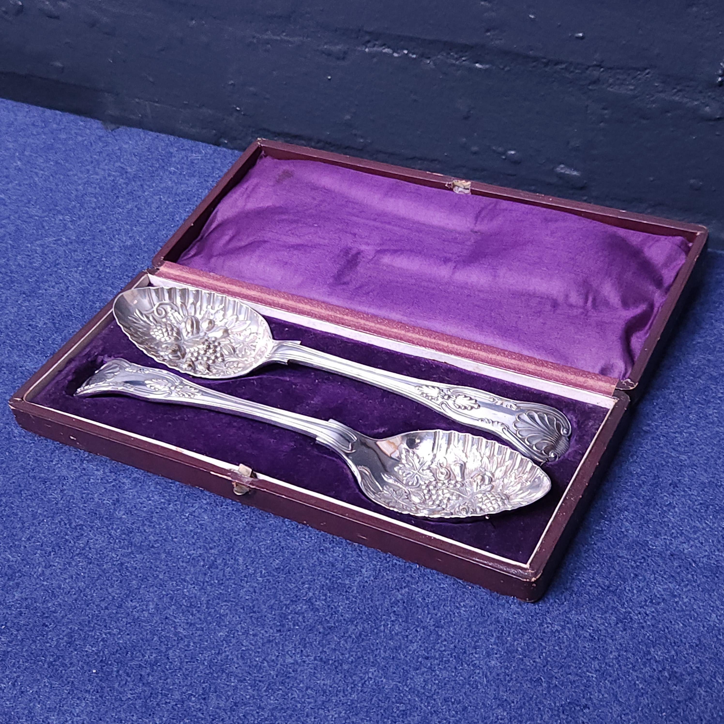 Early 20thC Cased Silverplated Berry Spoons