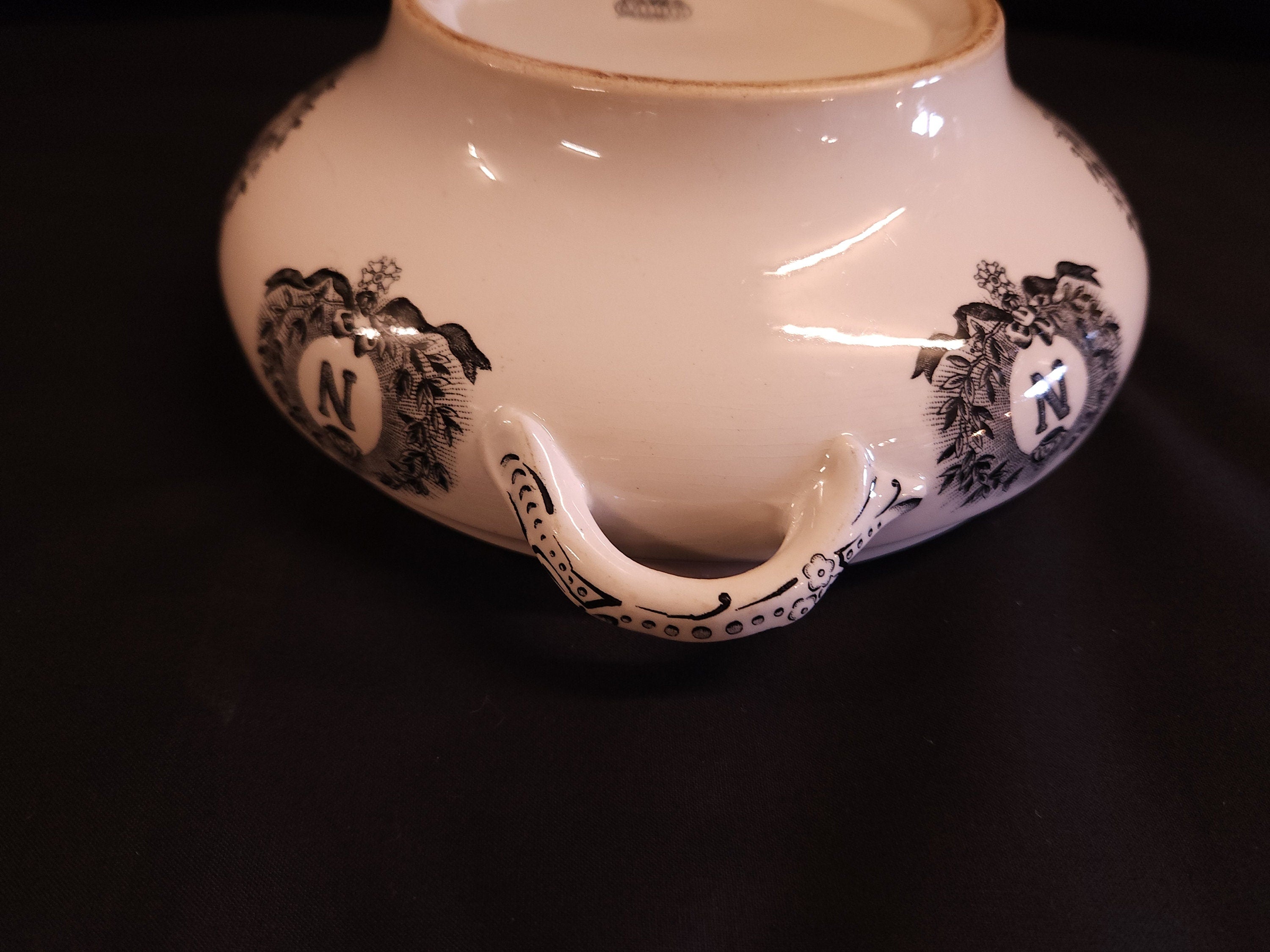 Jean Francios Boch La Louviere Twin Handled Bowl