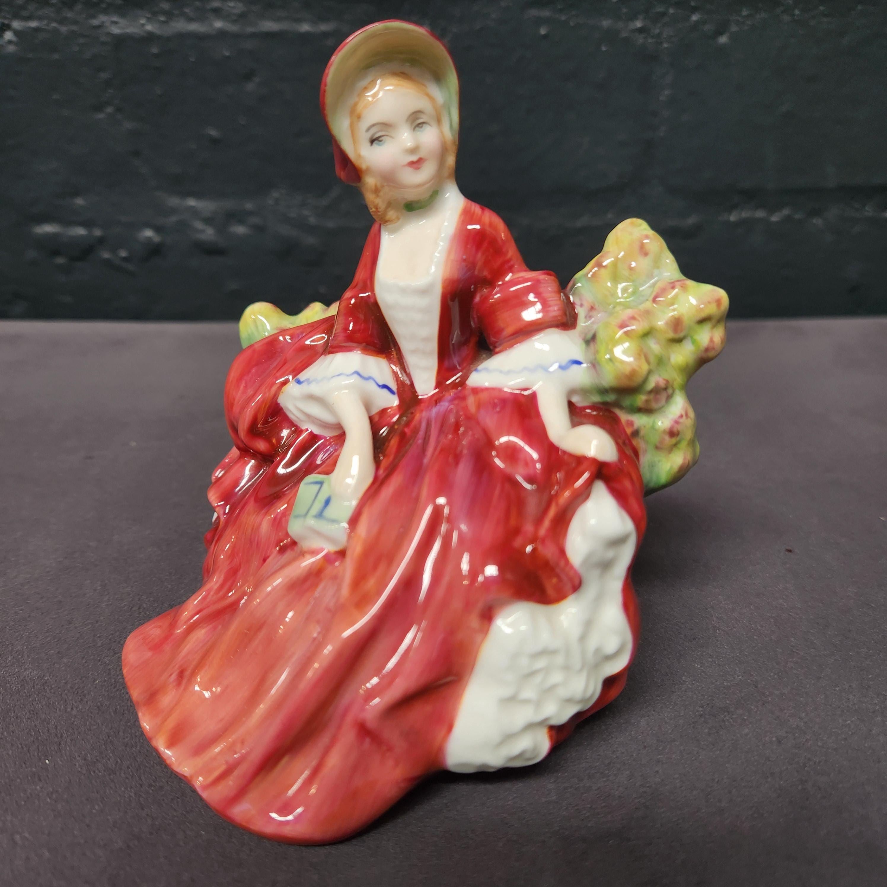Royal Doulton Lydia HN1908