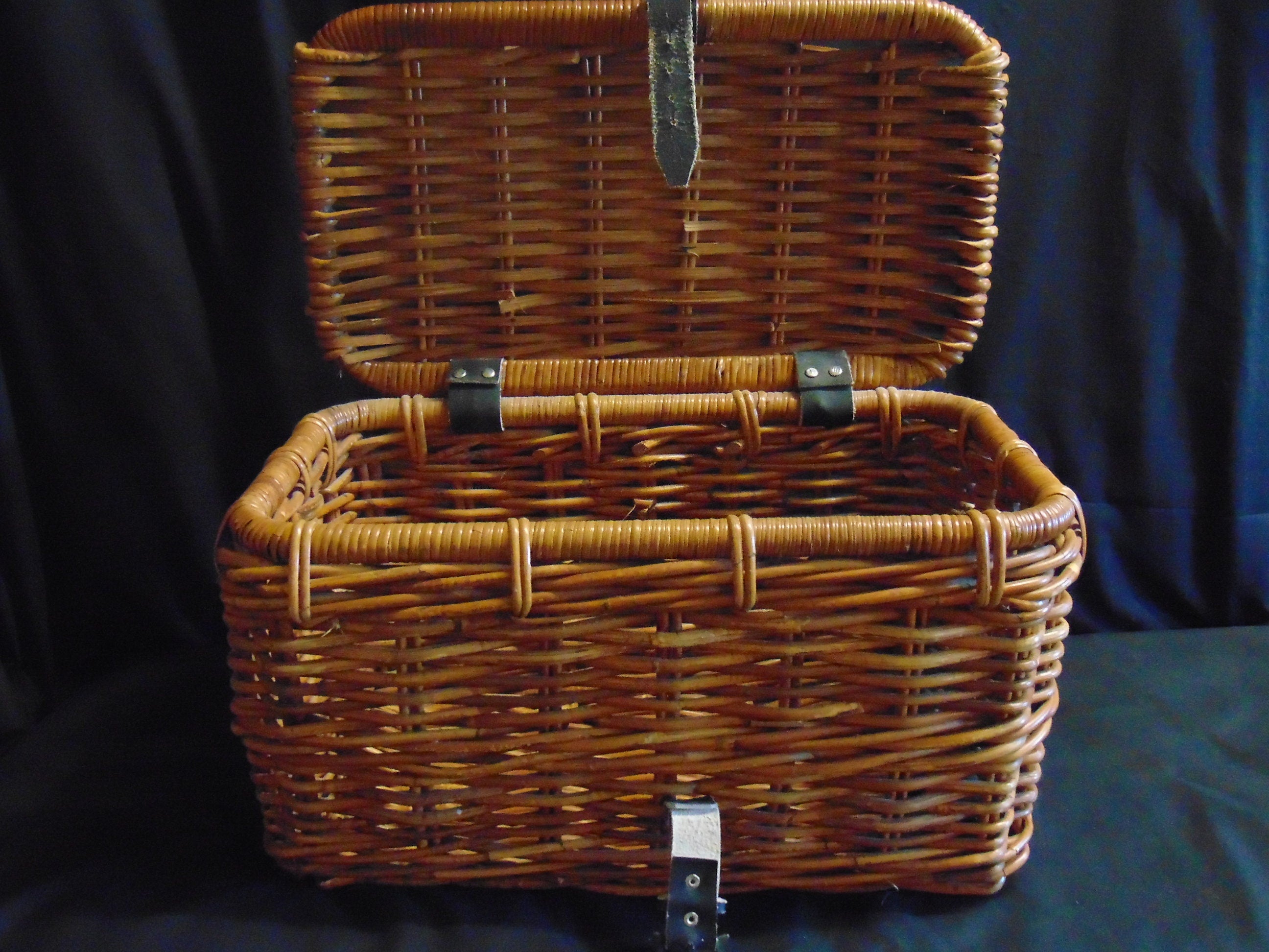 Vintage Wicker Fishing Creel