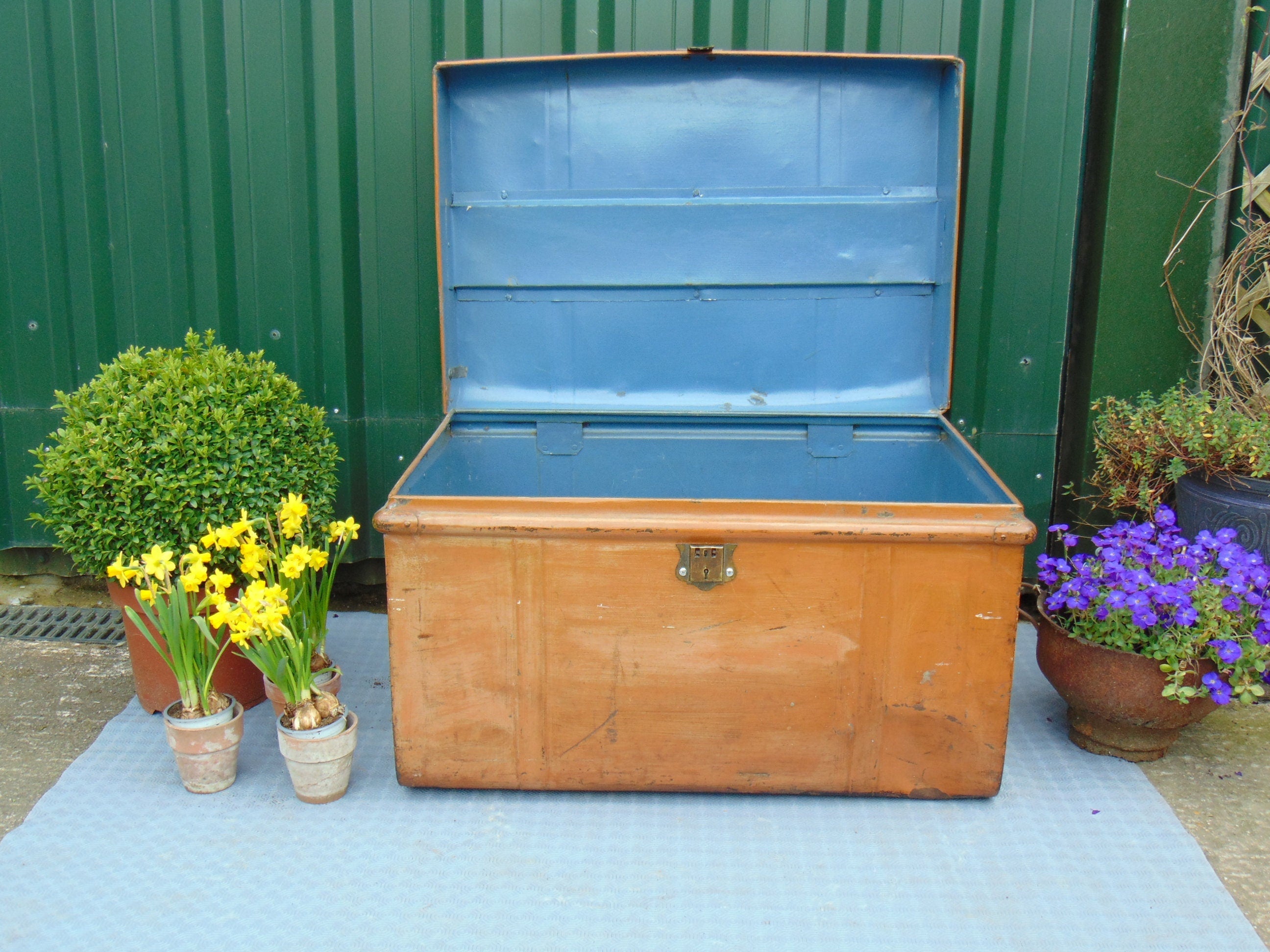 Late 19thC Large Tin Shipping Trunk