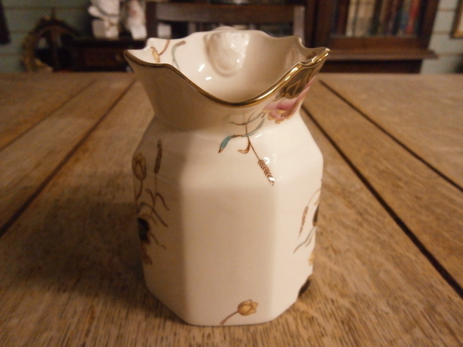 Mason's Jug , Waterlilly Pattern, 1923 - 1940