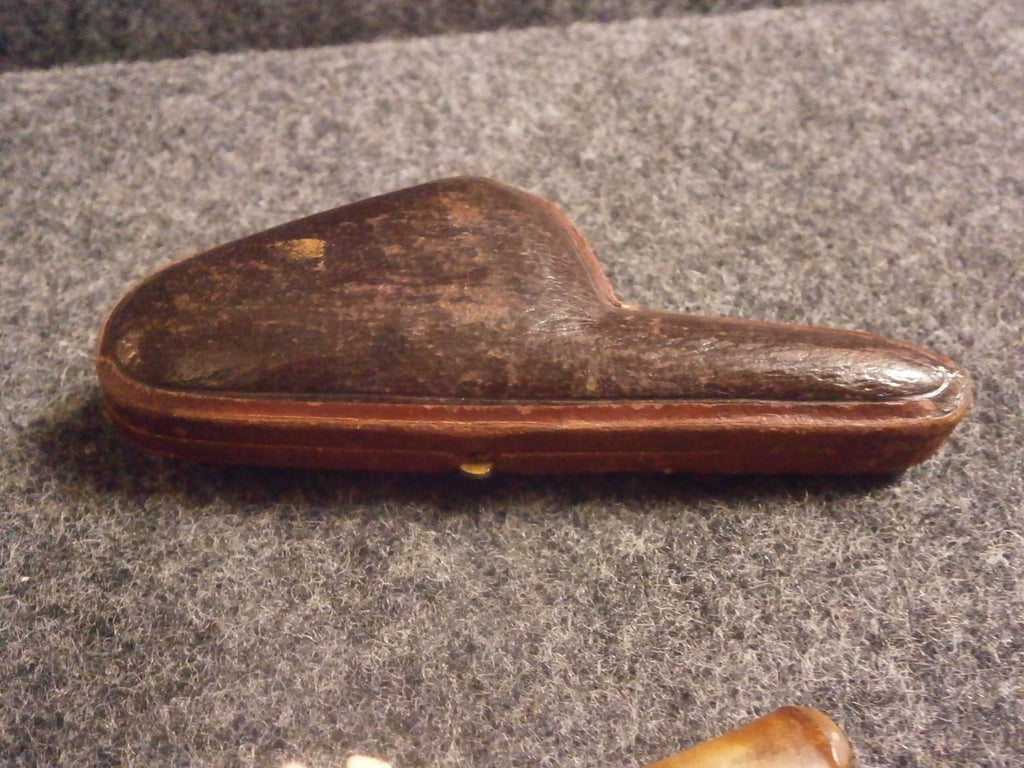 Meerschaum Cheroot Holder With 2 Dogs
