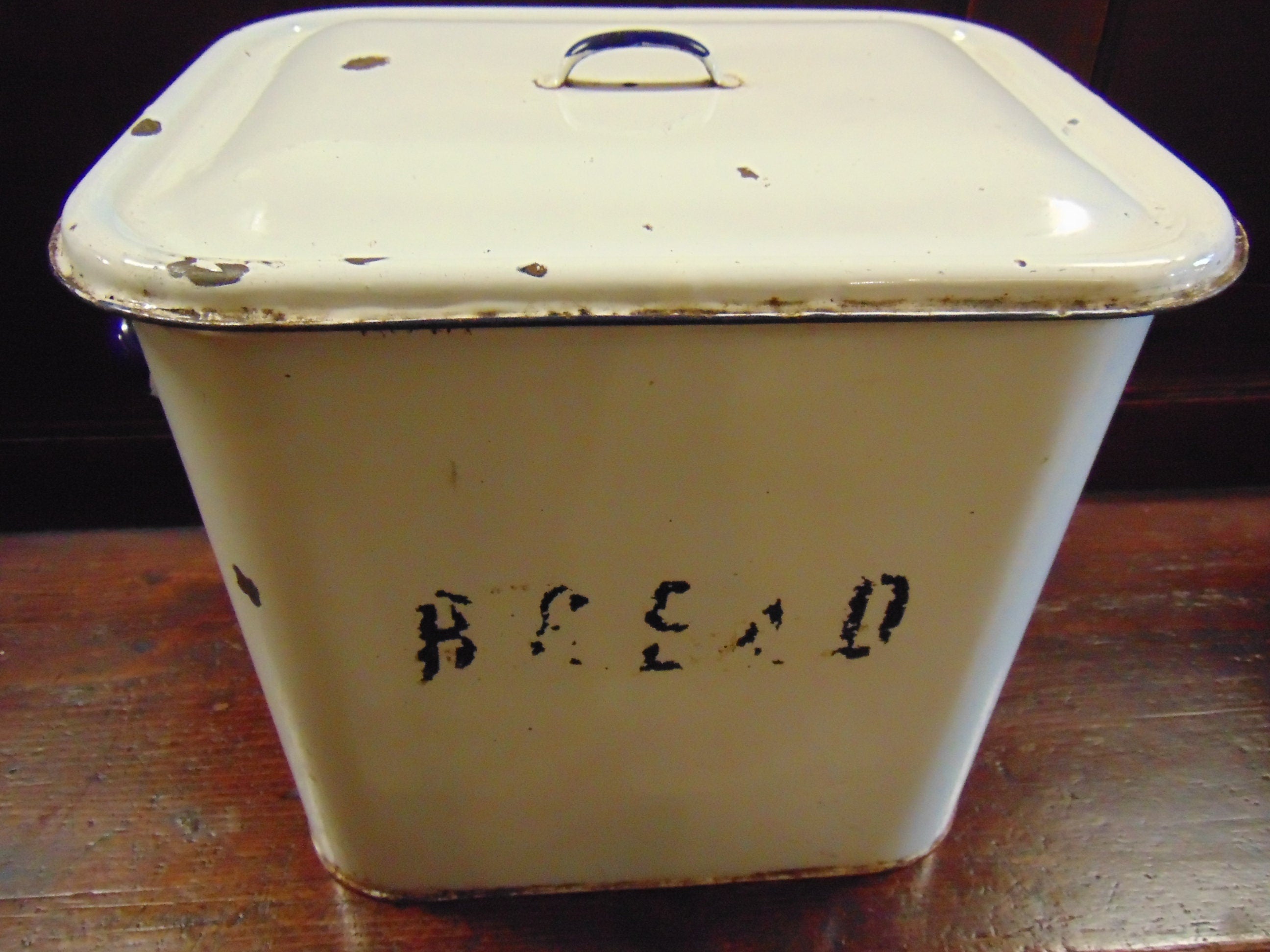 Enamelled Bread Bin - Vintage