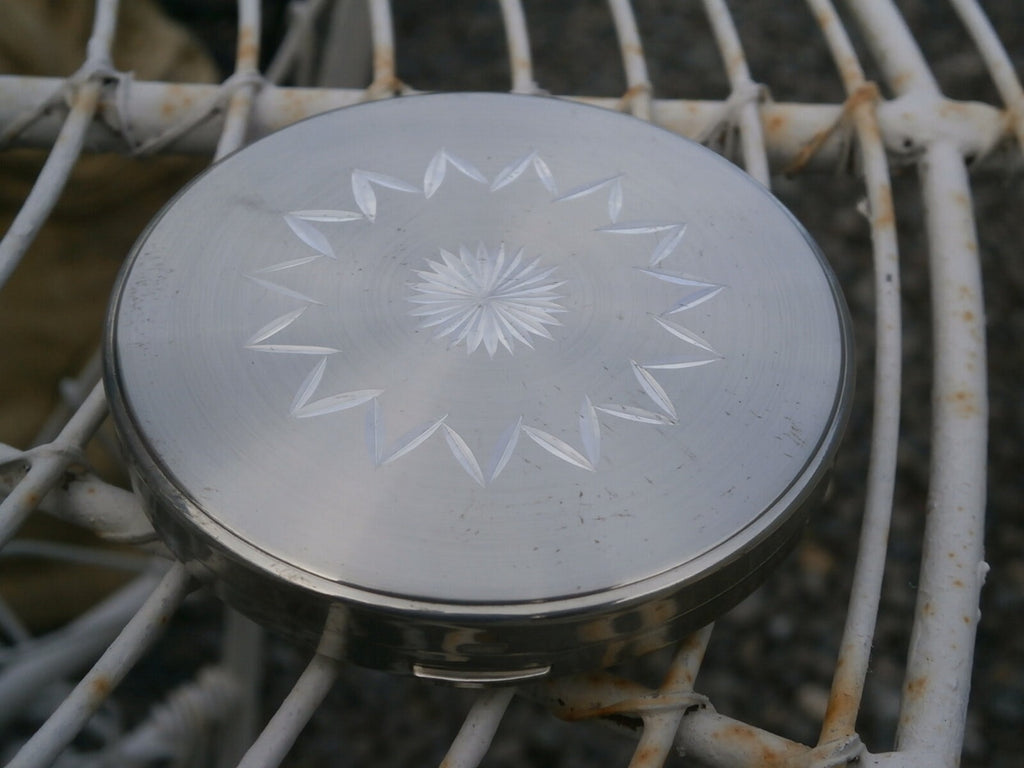 Margaret Rose Compact --- Vintage