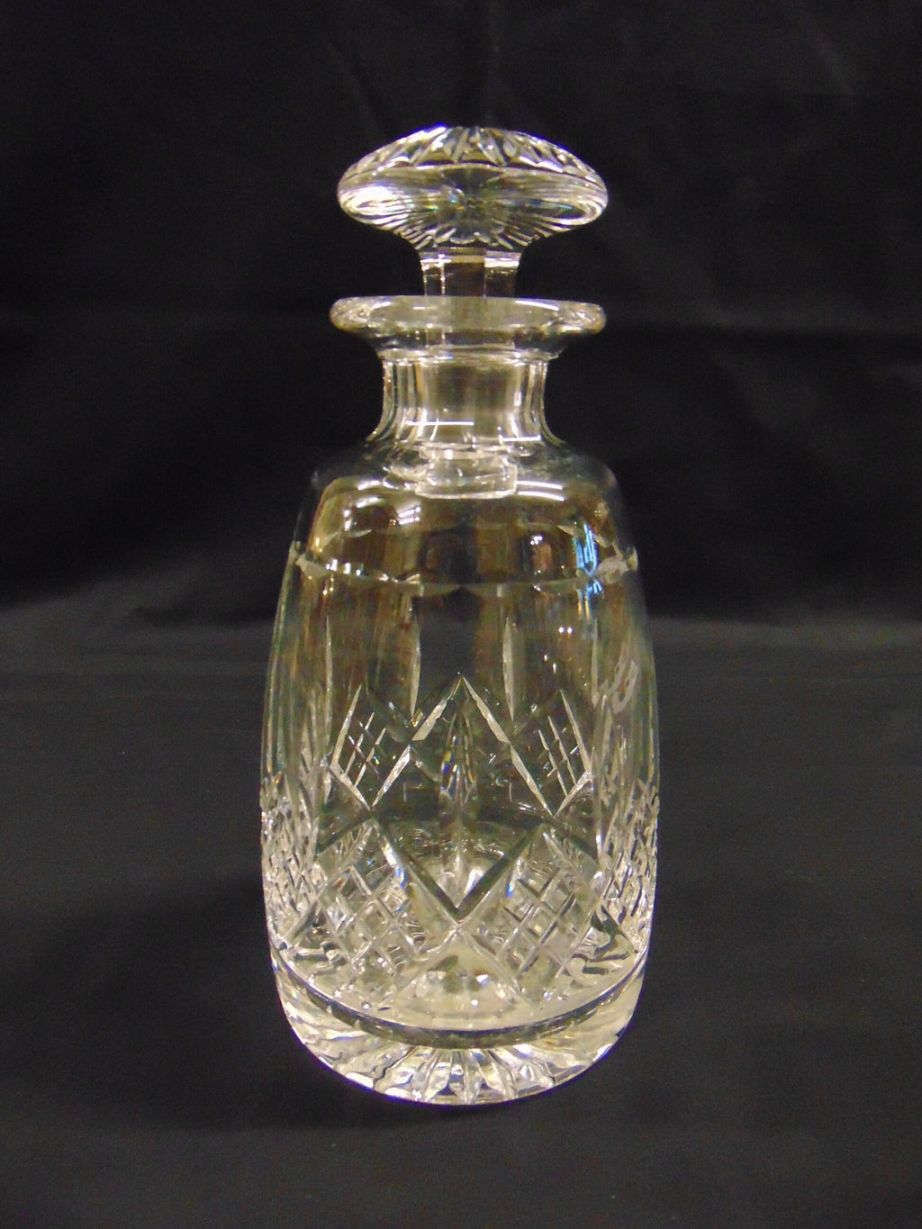 Stuart Crystal Glengarry Cambridge Cut Crystal Mushroom Stopper Decanter