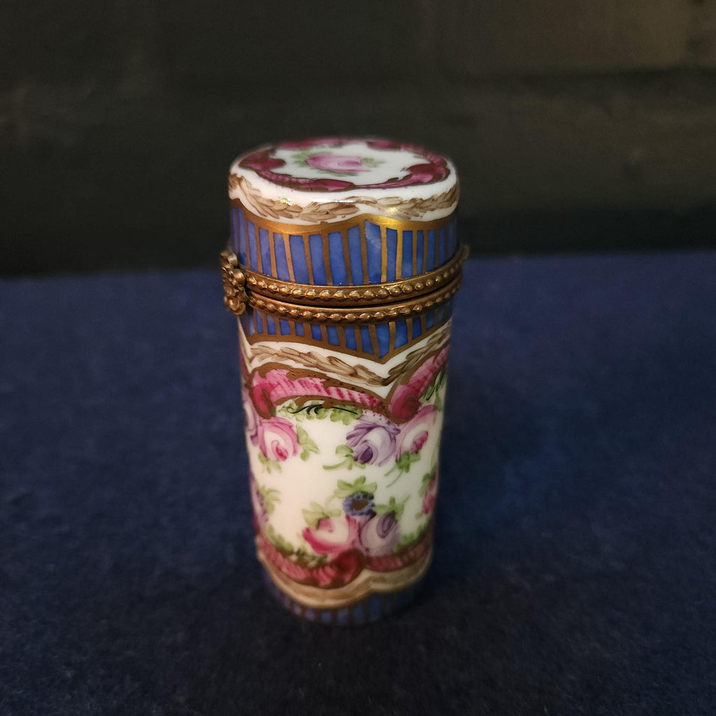 Limoge Hand Painted Small Trinket/Pill Box