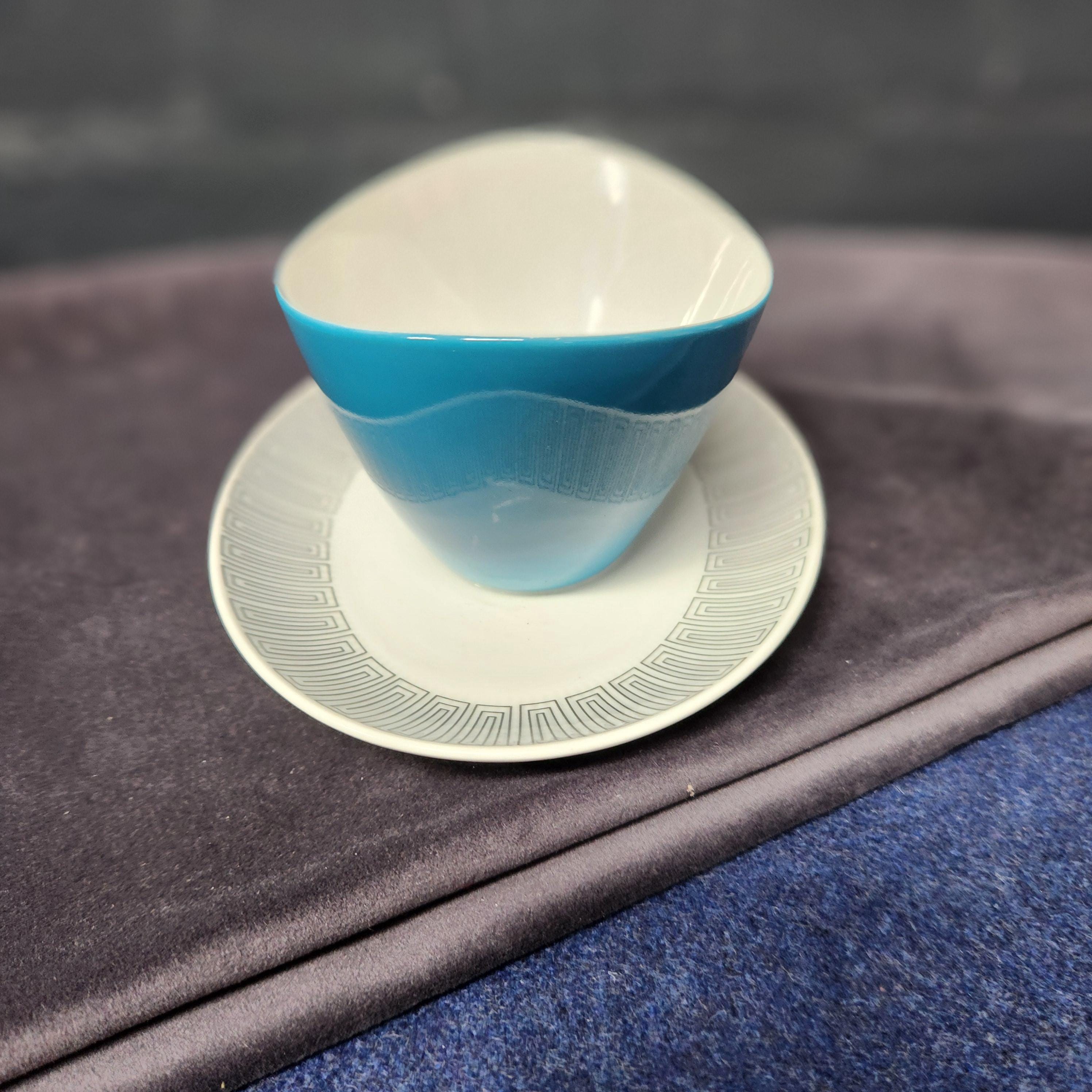 Seltmann Weiden Sauce Boat - Monika Pattern