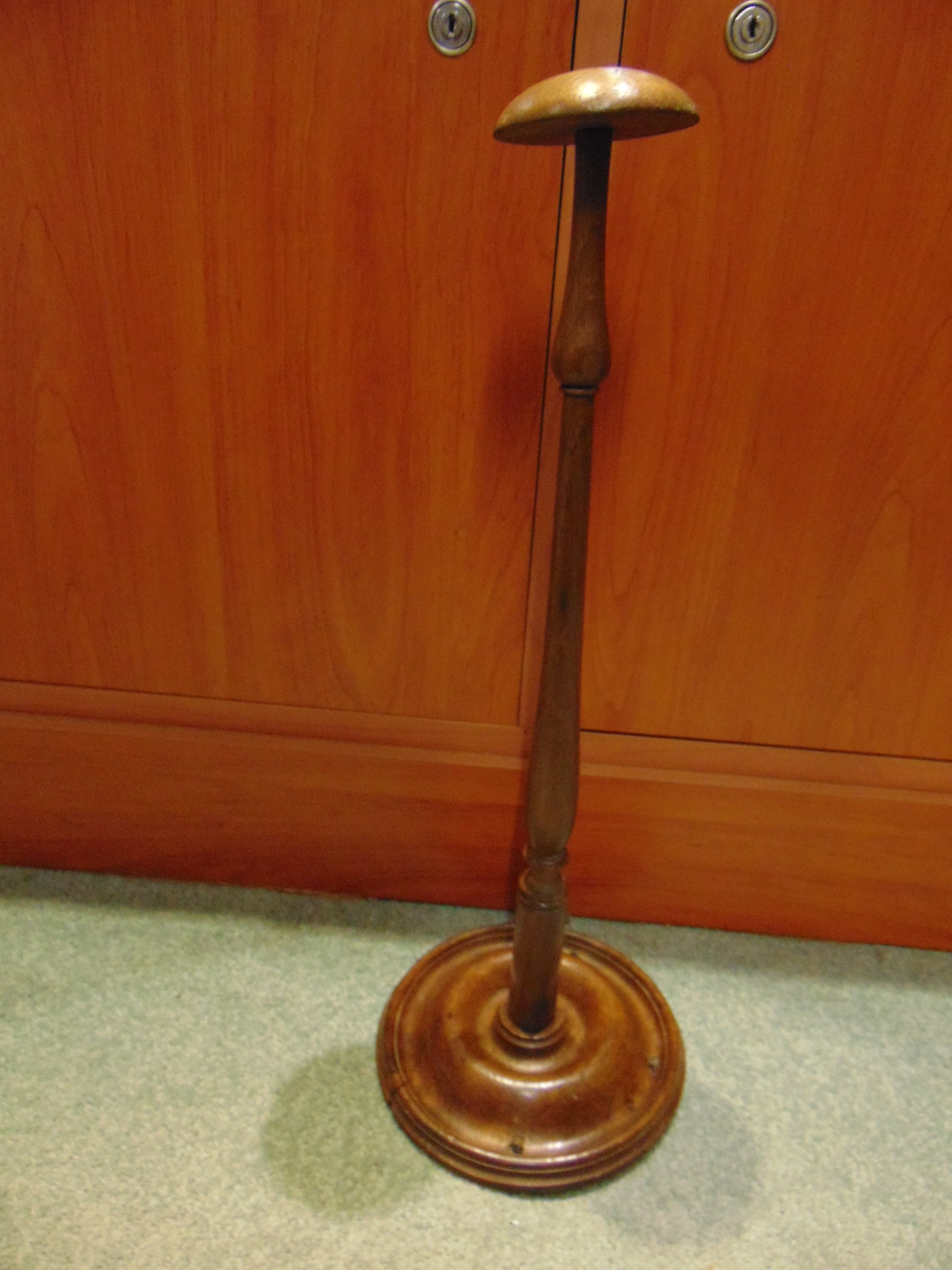 Early 19thC Gentleman's Tall Wig Stand