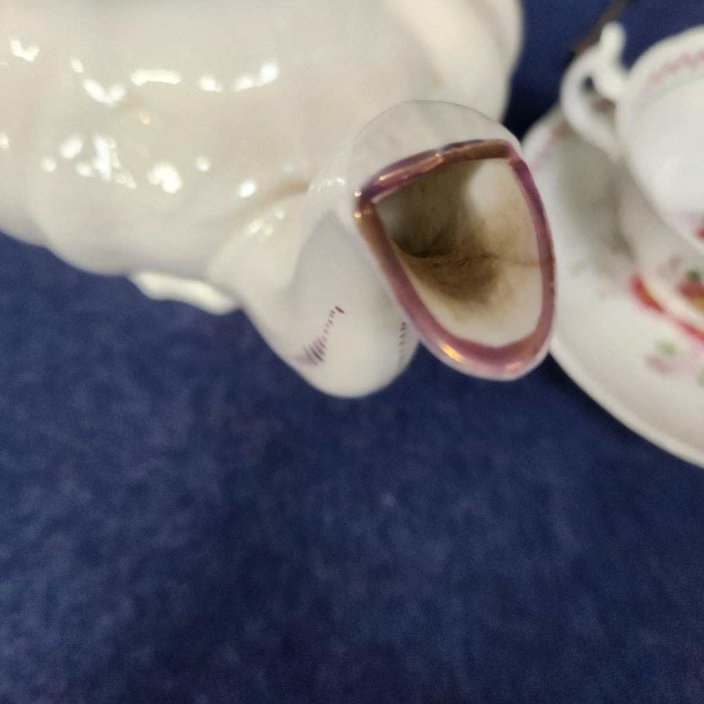 18thC Soft Paste Porcelain Tea Set - Possibly Newhall