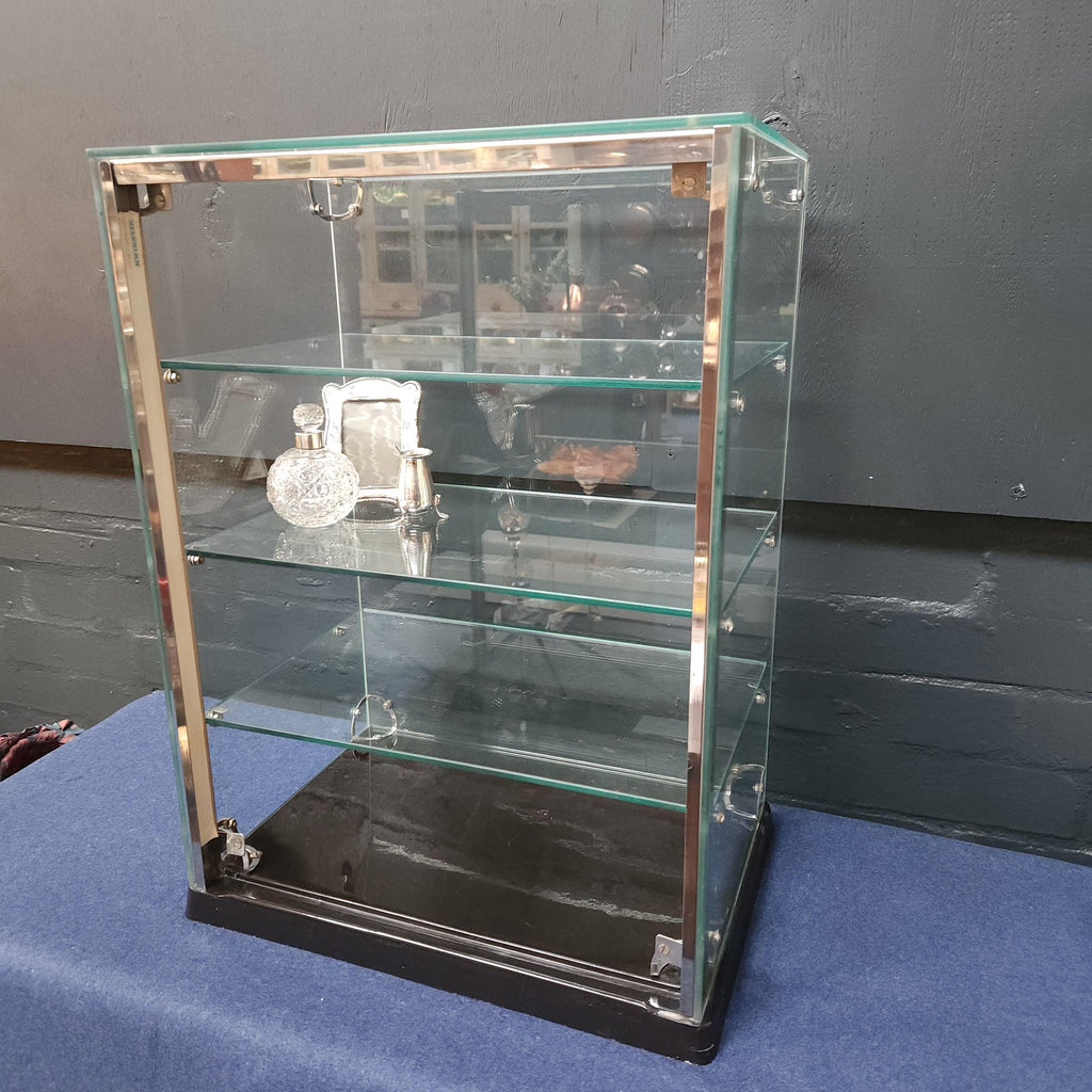 Mid 20thC Seal Brand Retail Counter Top Display Cabinet