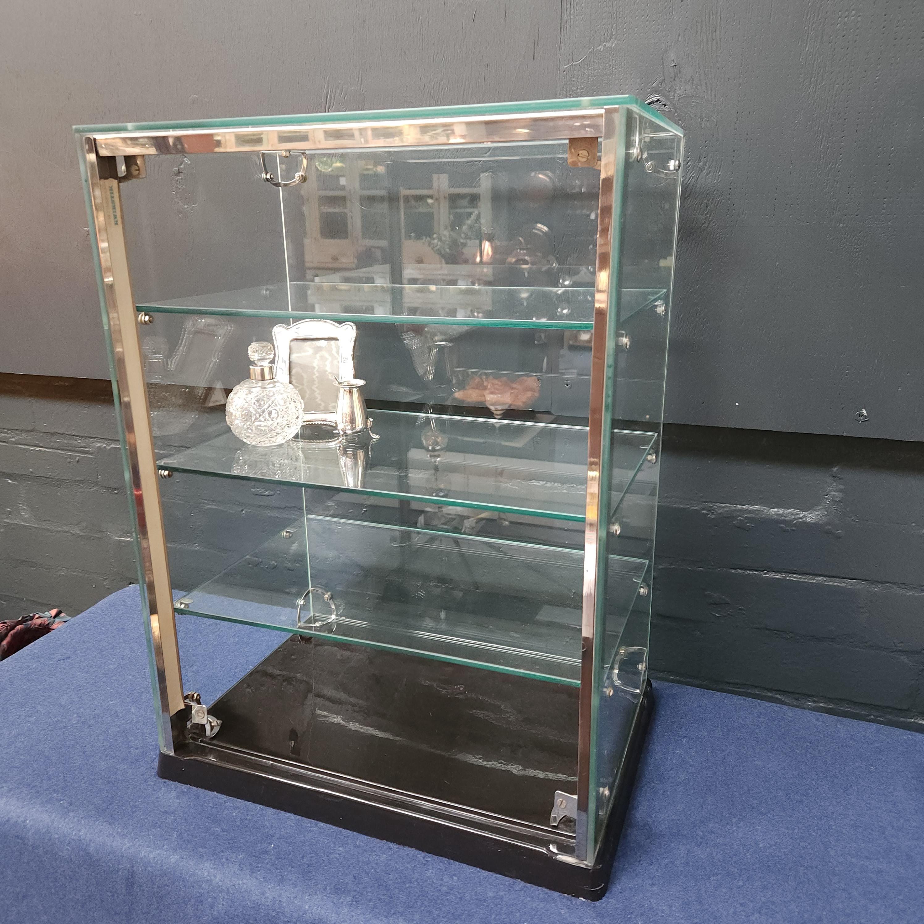 Mid 20thC Seal Brand Retail Counter Top Display Cabinet