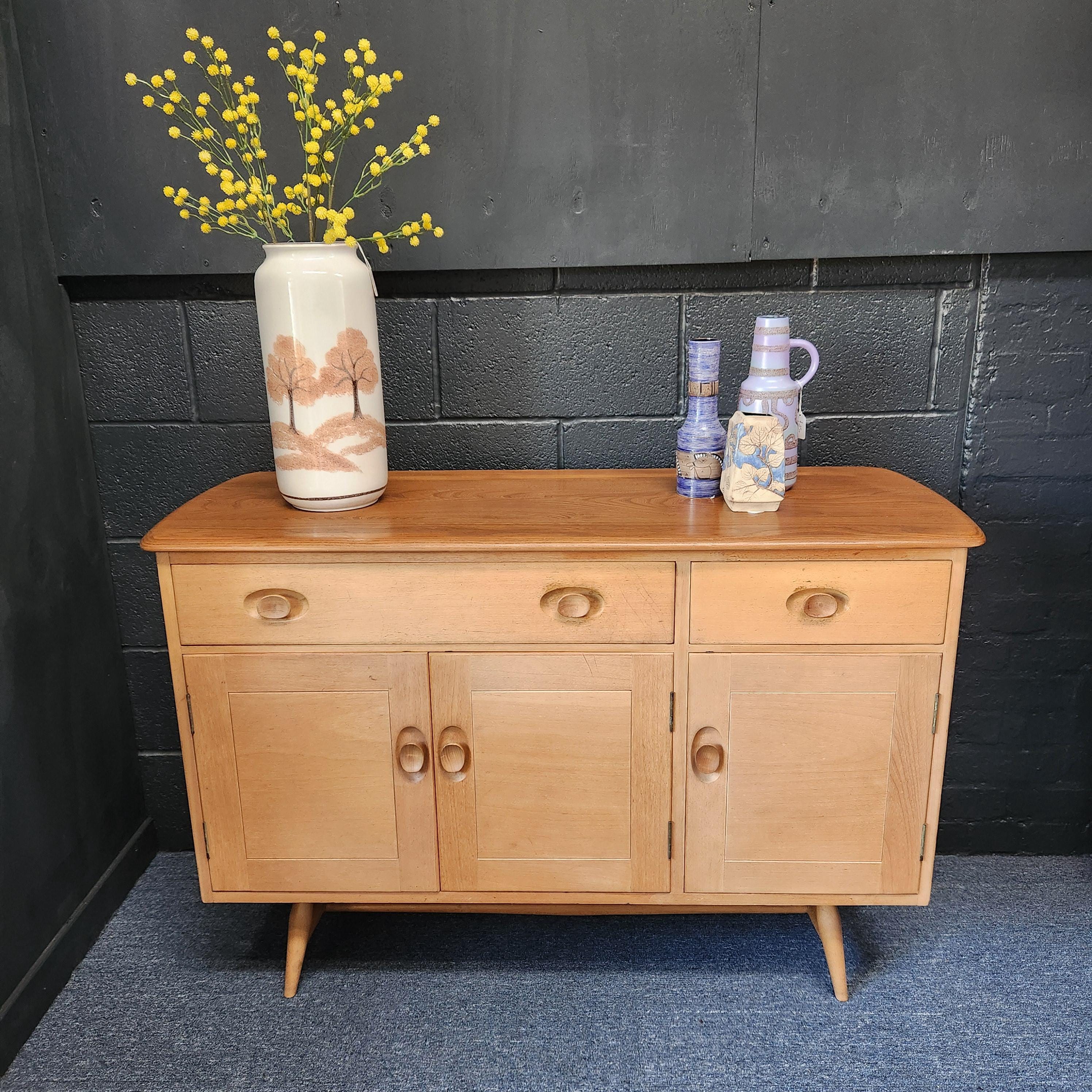 Model 361 Ercol Elm Sideboard, Lucian Ercolani Circa 1957-1972