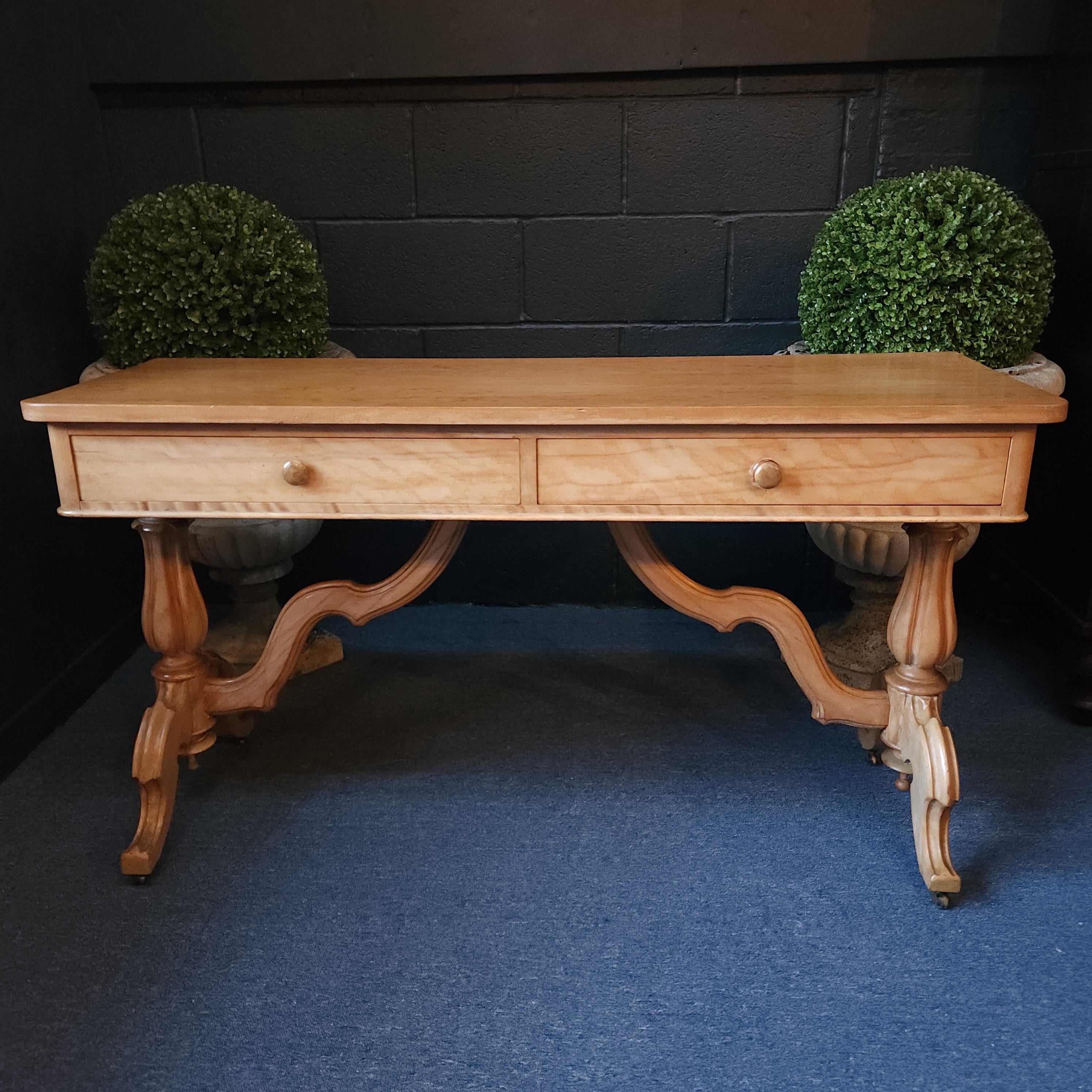 Late Victorian Walnut Hall Table