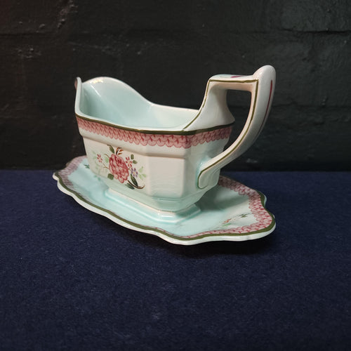 Adams Lowestoft Sauce/Gravy Boat with Fixed Stand