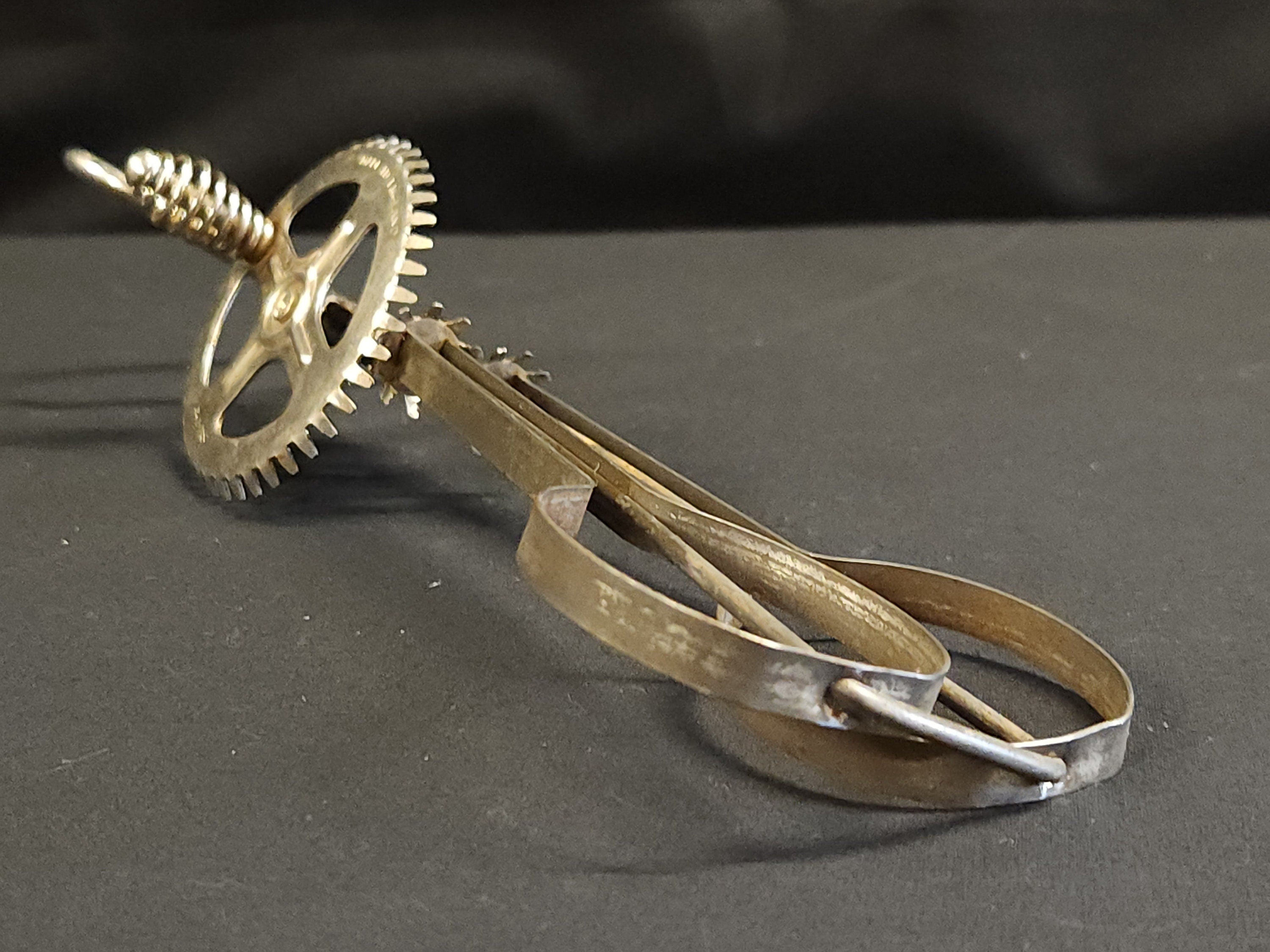 Vintage Sky-line Egg Whisk