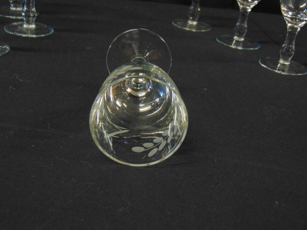 Vintage Sherry/Liqueur glasses X 8