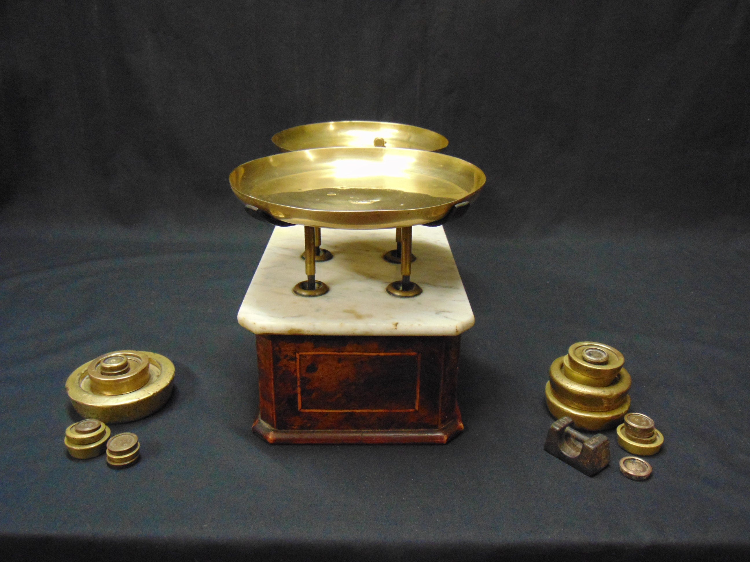 Early 20thC Shop/Pharmacy Counter Scales and Weights