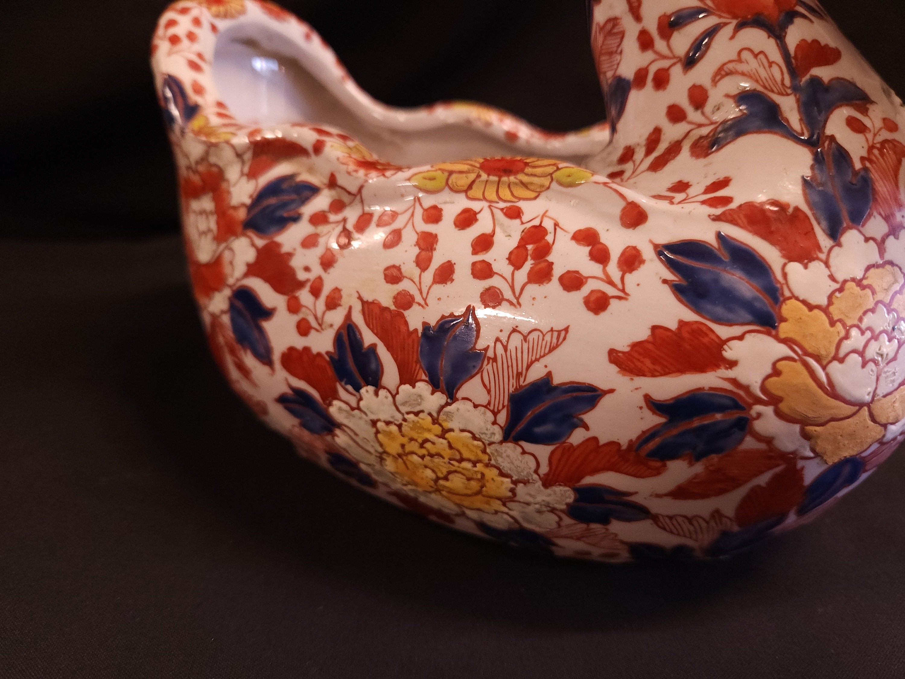 Chinese Imari Handpainted Swan