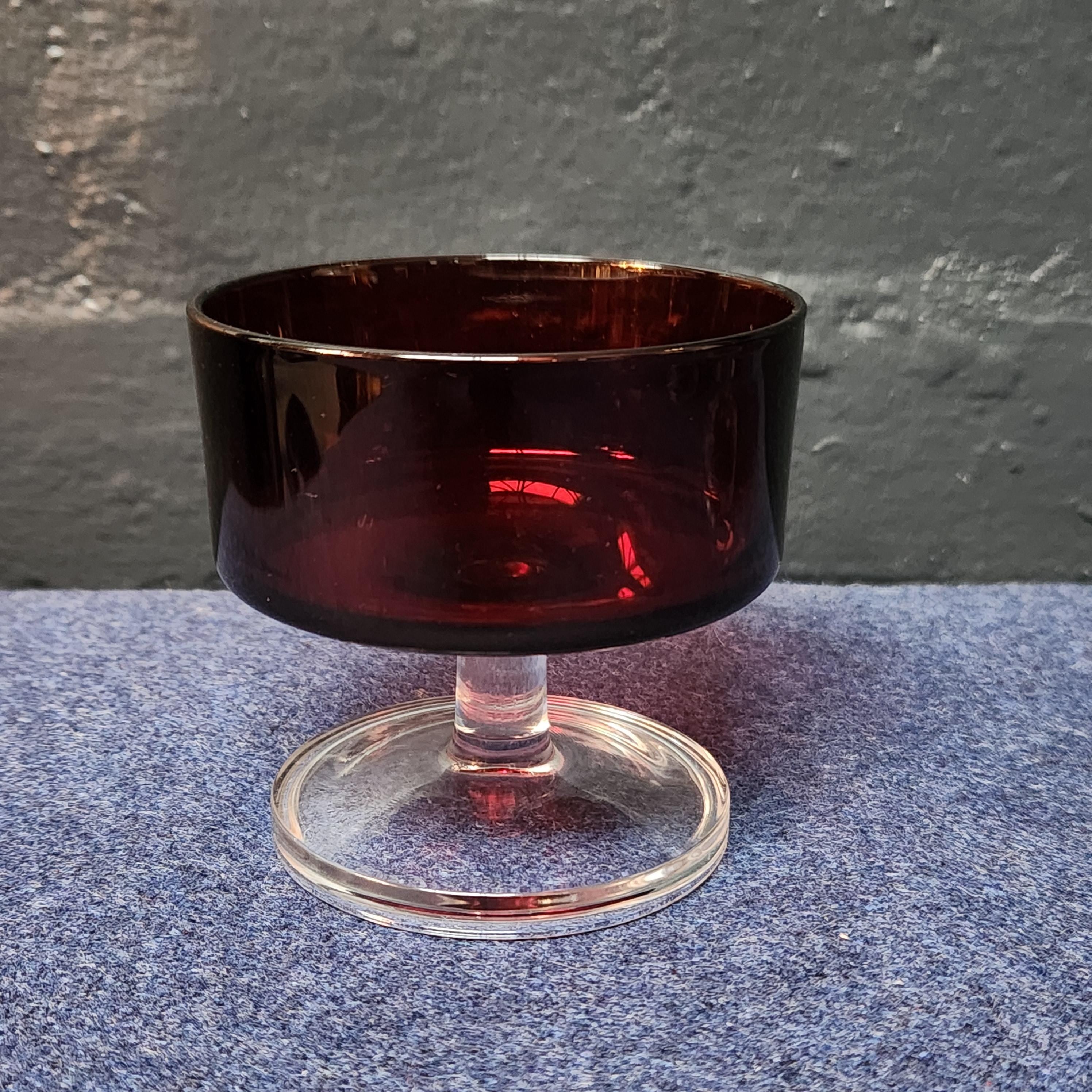 Set 6 French Red Glass Dessert or Prawn Cocktail Glasses