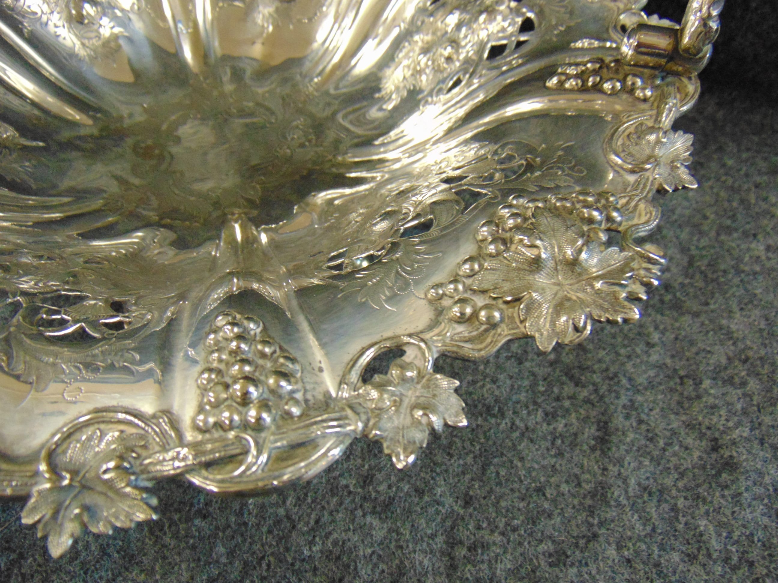 Silver Plate Bread / Fruit Basket