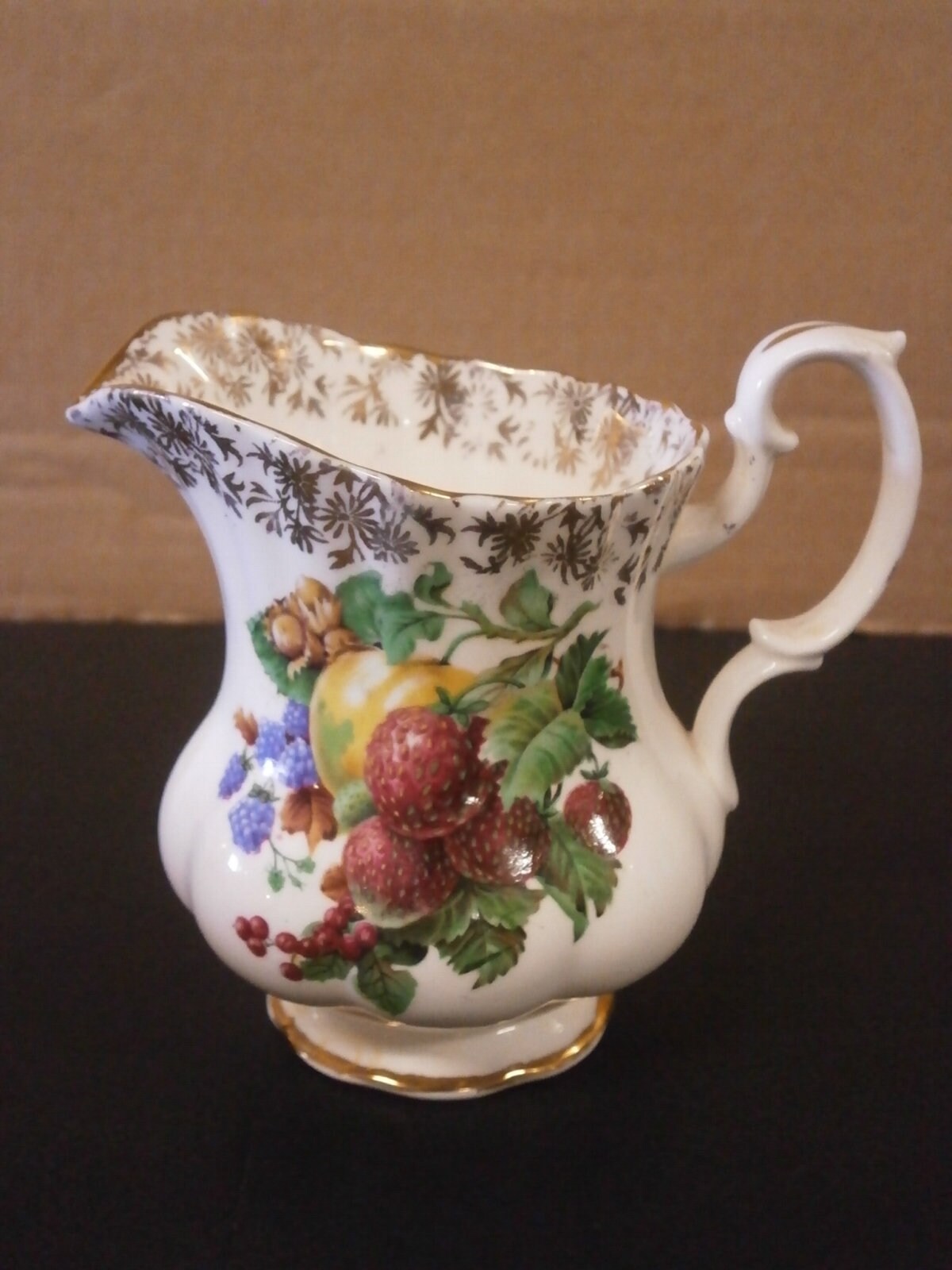 Coronet China Milk Jug & Sugar Bowl - Vintage