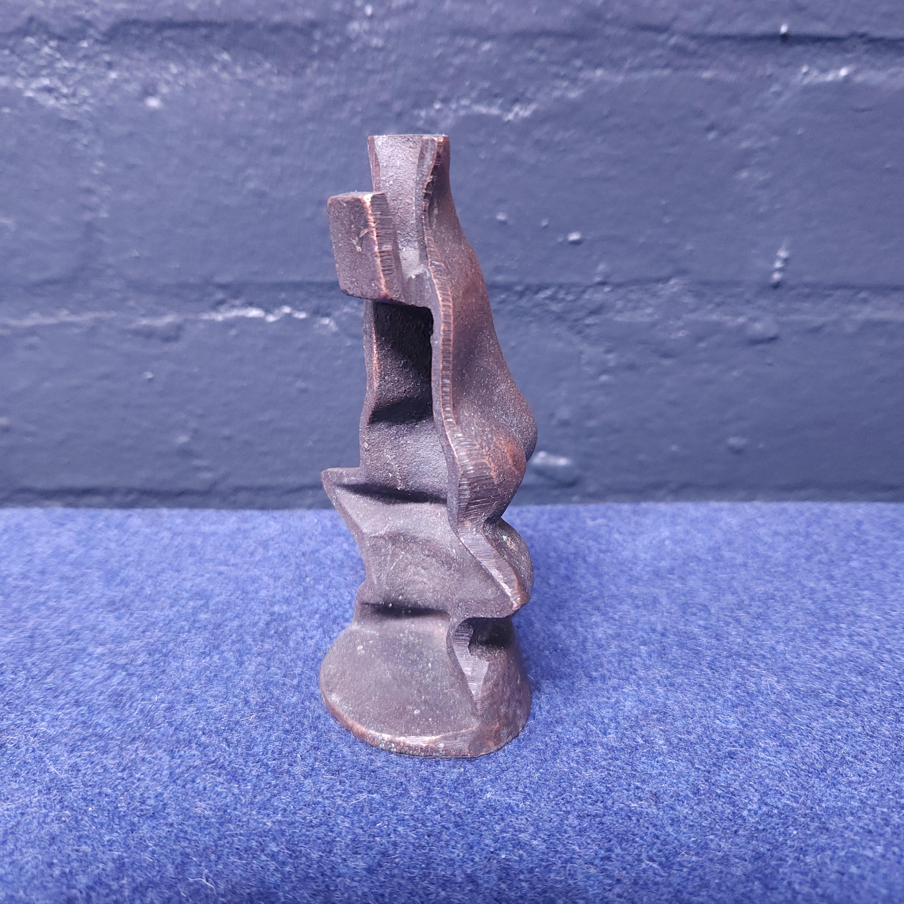 Salvador Dali Style Spectacles Holder