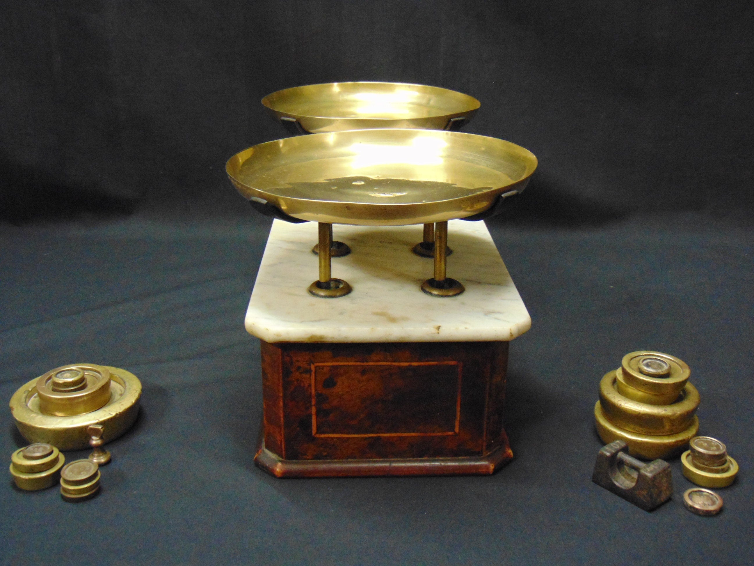 Early 20thC Shop/Pharmacy Counter Scales and Weights