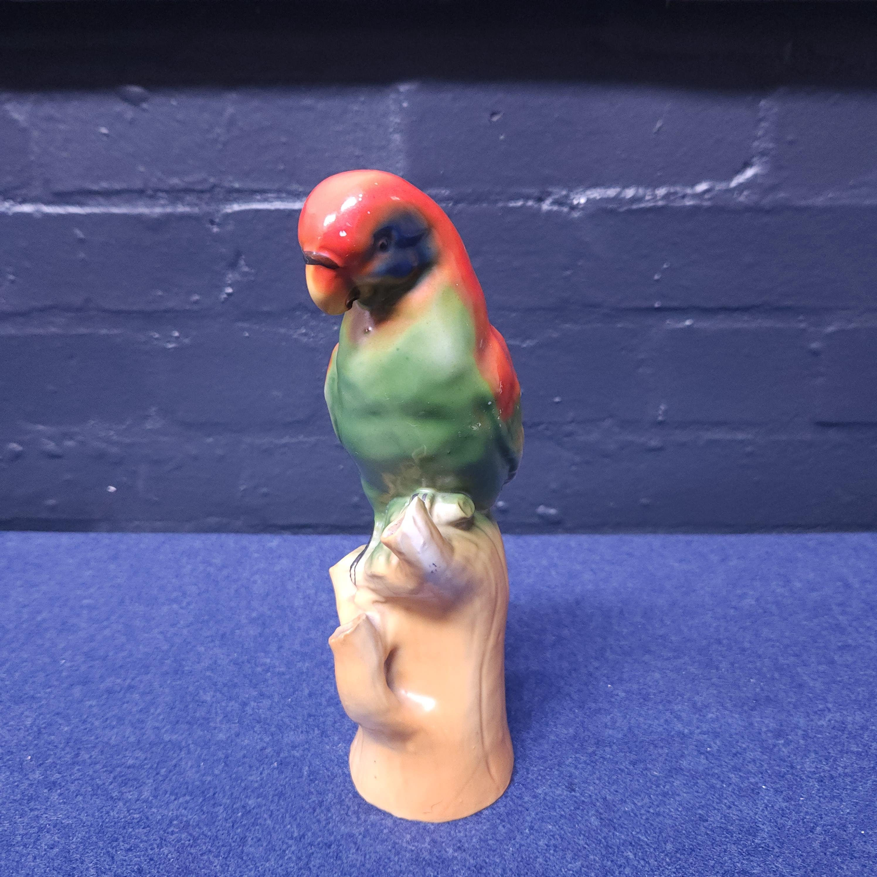 Early 20thC Painted Parian Ware Parrot Spill Vase