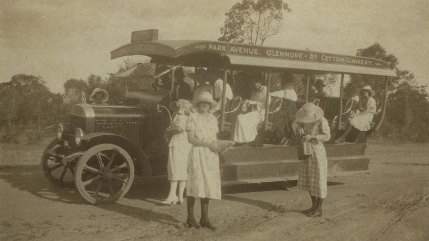 Vulcan Commercial Motor Radiator Cap Car Mascot