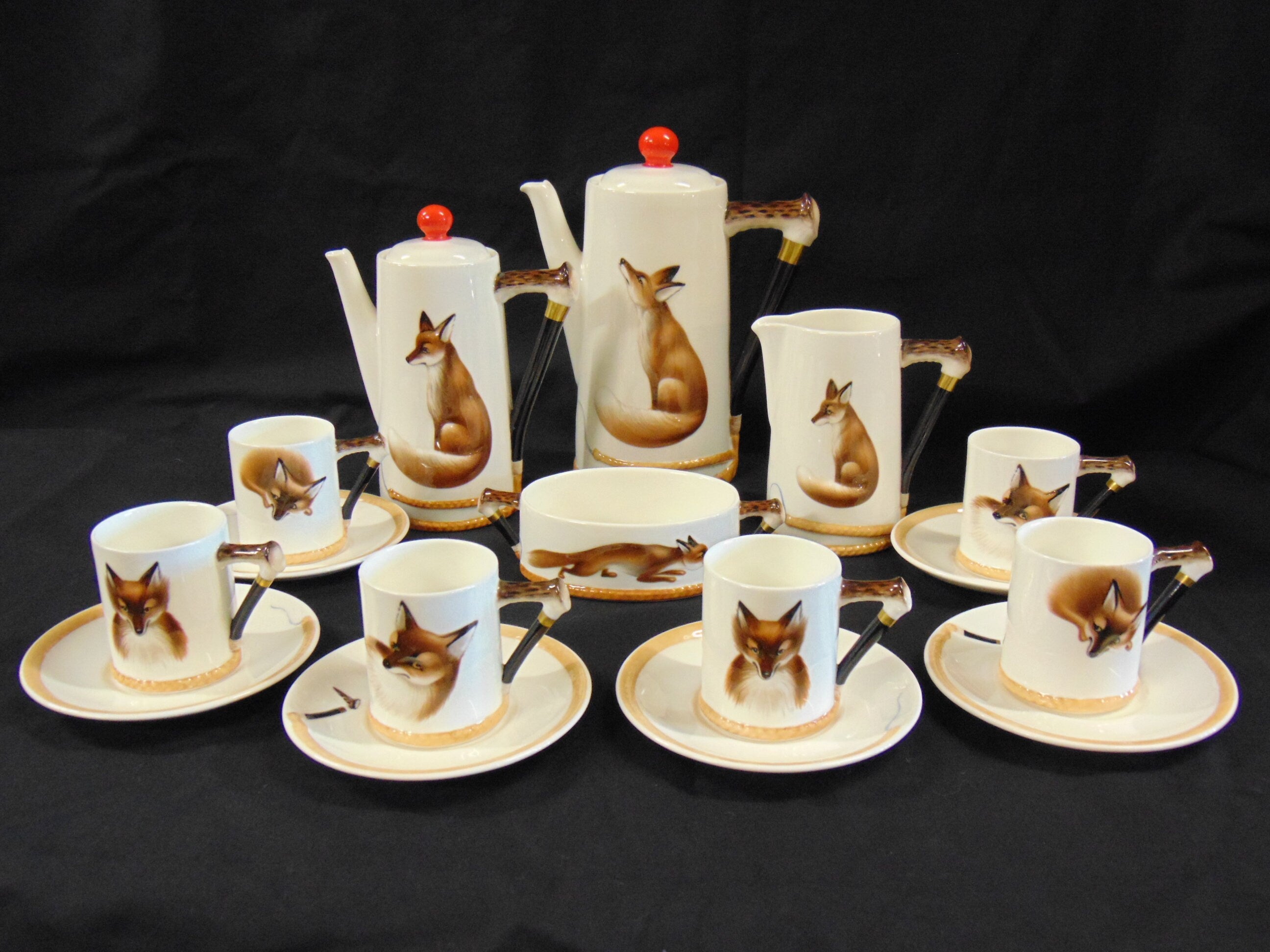 Royal Doulton Reynard The Fox  Complete Coffee Service H4927