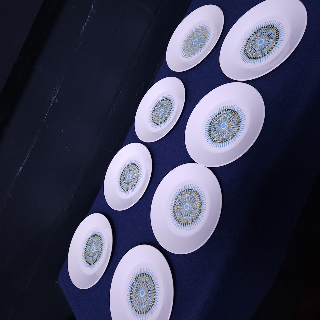 J G Meakin Aztec, Set of 8 Side Plates