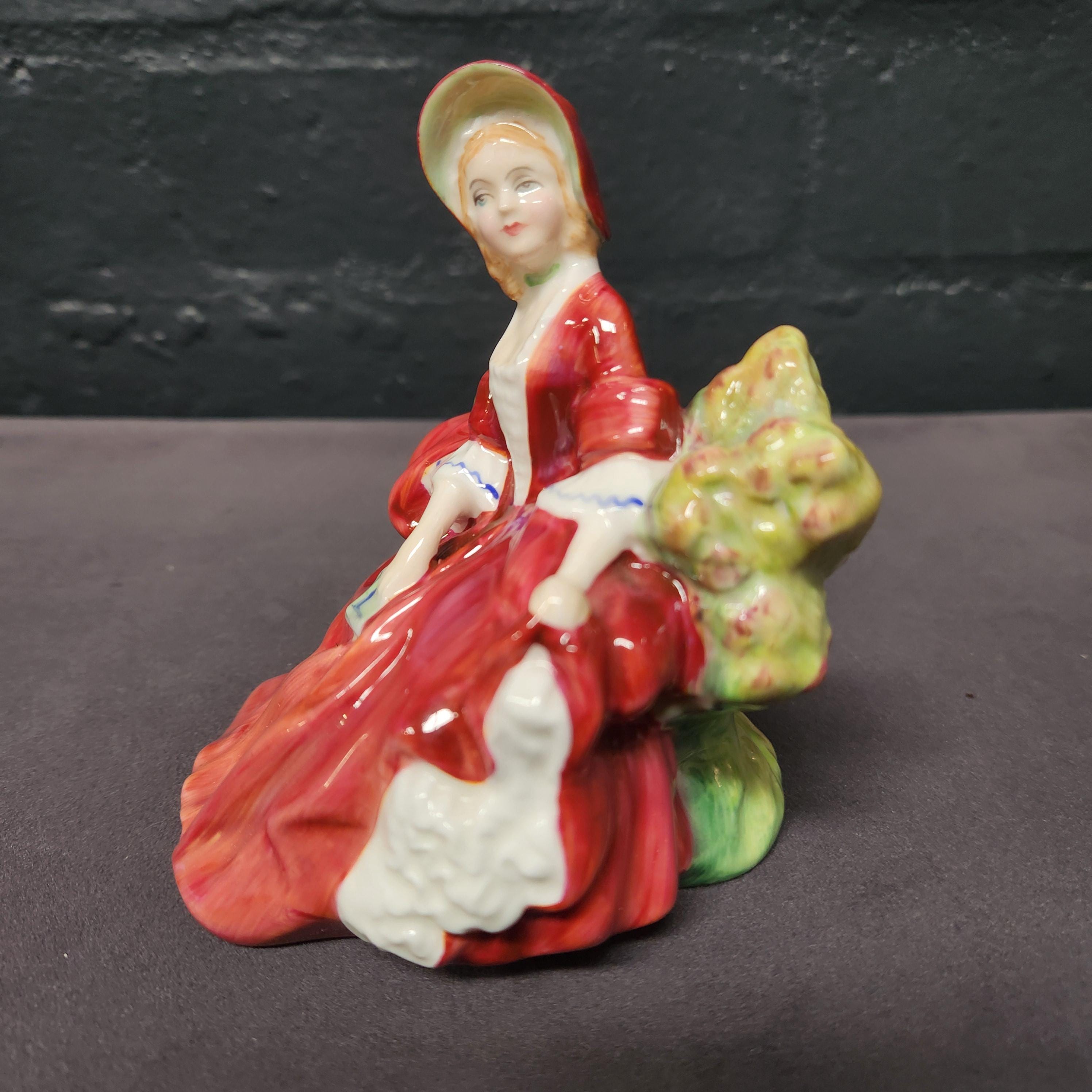 Royal Doulton Lydia HN1908