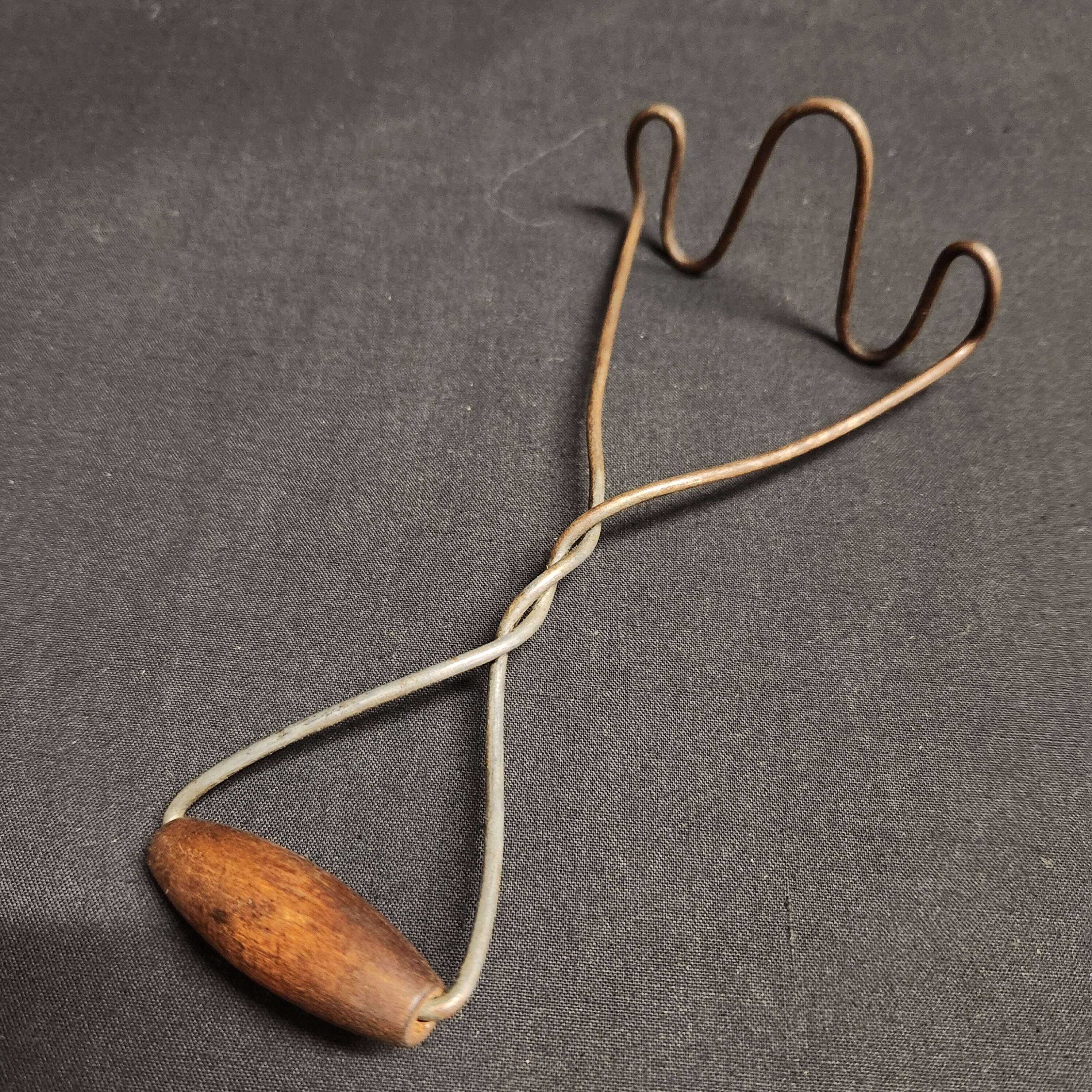 Vintage Wire Potato/Vegetable Masher