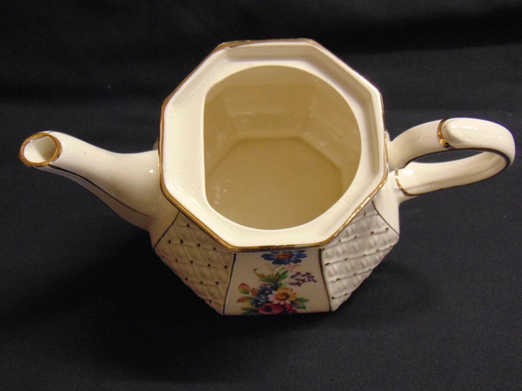 Vintage 1950's Sadler Trellis Pattern Teapot